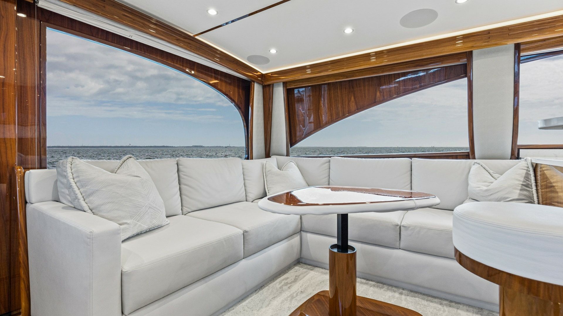 2022 Viking 58 Convertible "Cole Play" - photo 2