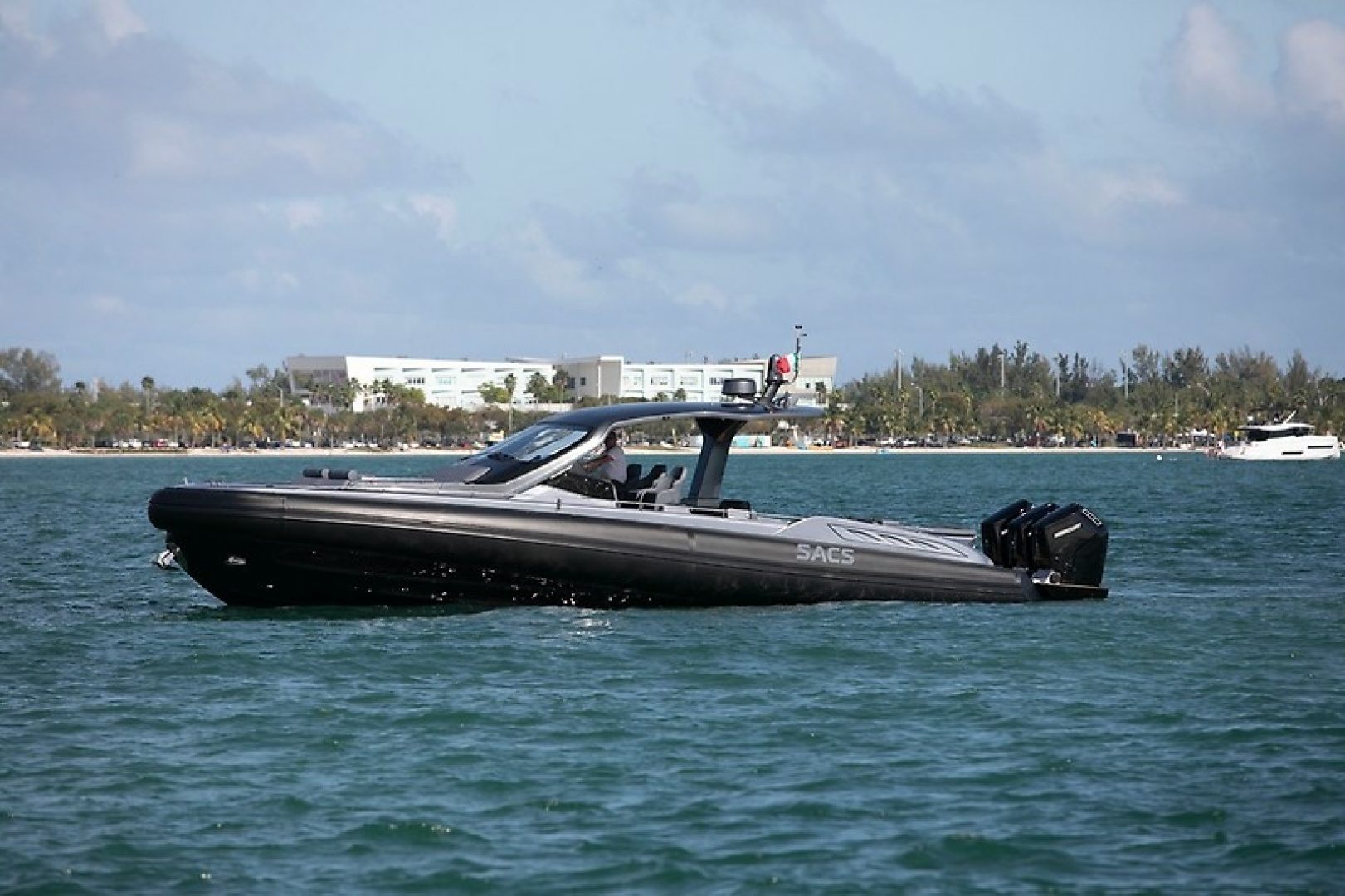 2022 Sacs Rebel 47 OB "CATCH-22" - photo 1