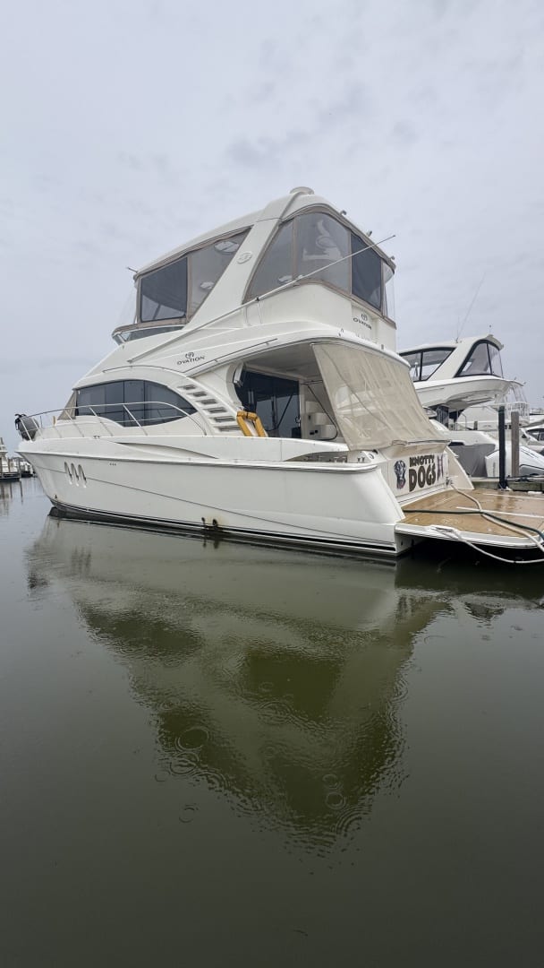 2009 Silverton 52 Ovation "Knotty Dogs" - photo 3