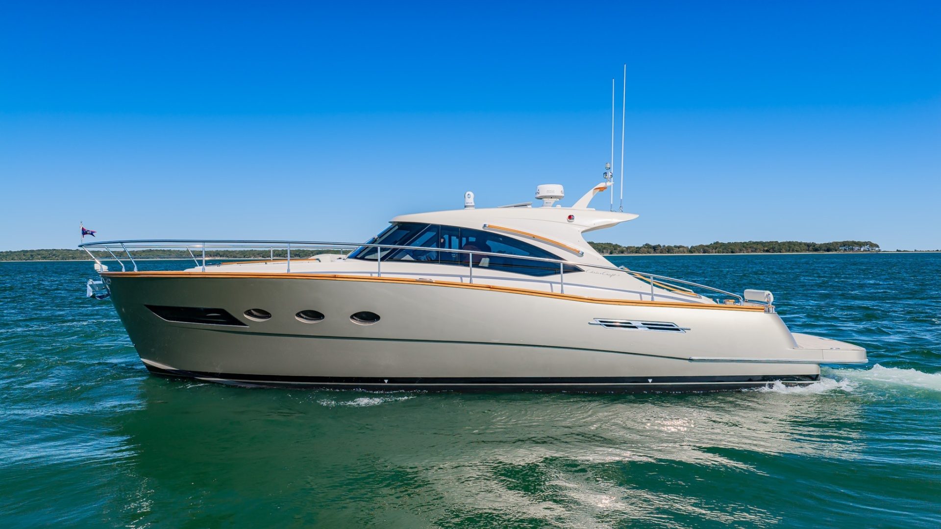 2018 Chris-Craft 44 Commander - photo 2