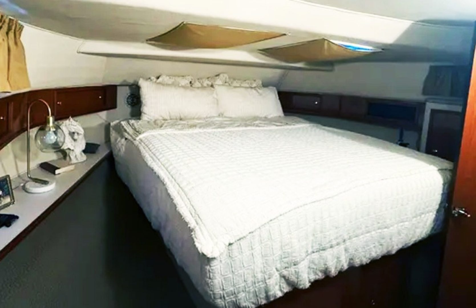 2006 Harbor Master Coastal 520 "Mrs. Zip" - photo 2