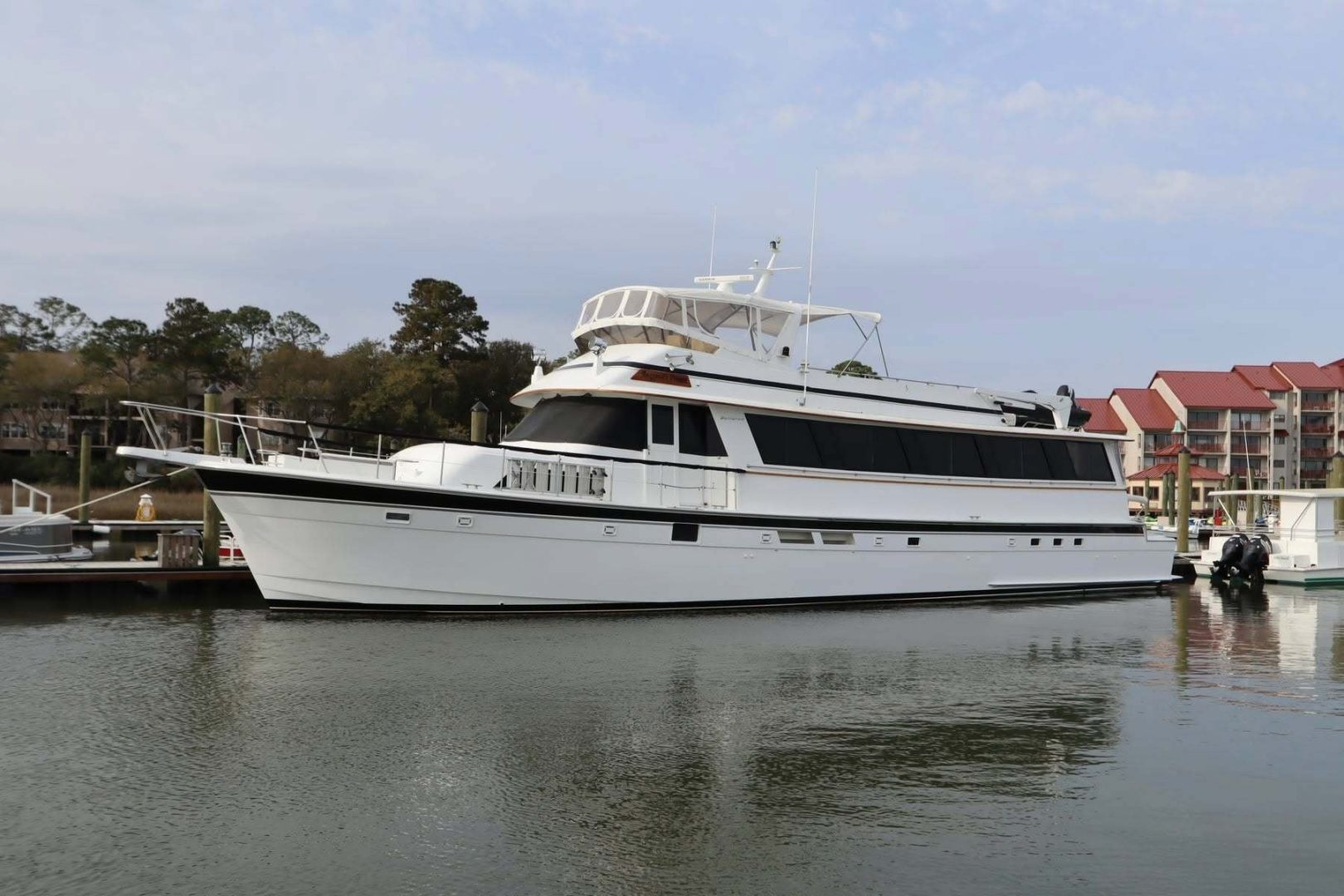 1988 Hatteras "Bodacious" - photo 1