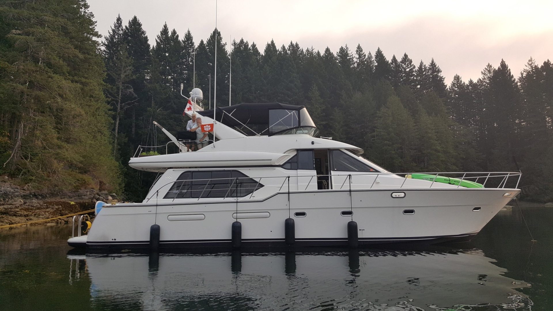 2000 Bayliner 5288 Pilot House Motoryacht "Trading Places" - photo 1