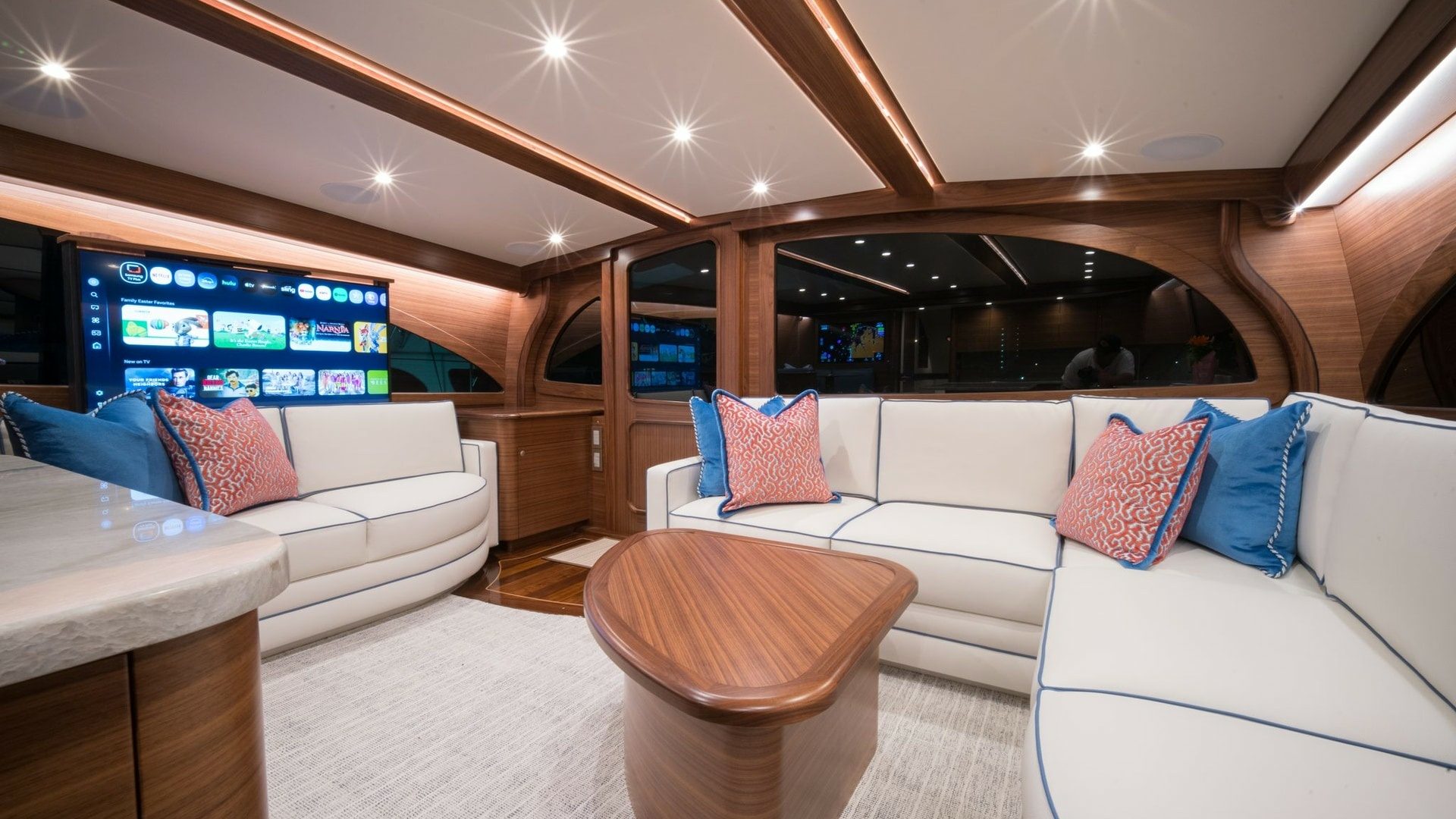 2026 Winter Custom Yachts 75 Open Convertible "Miss Carrie" - photo 2