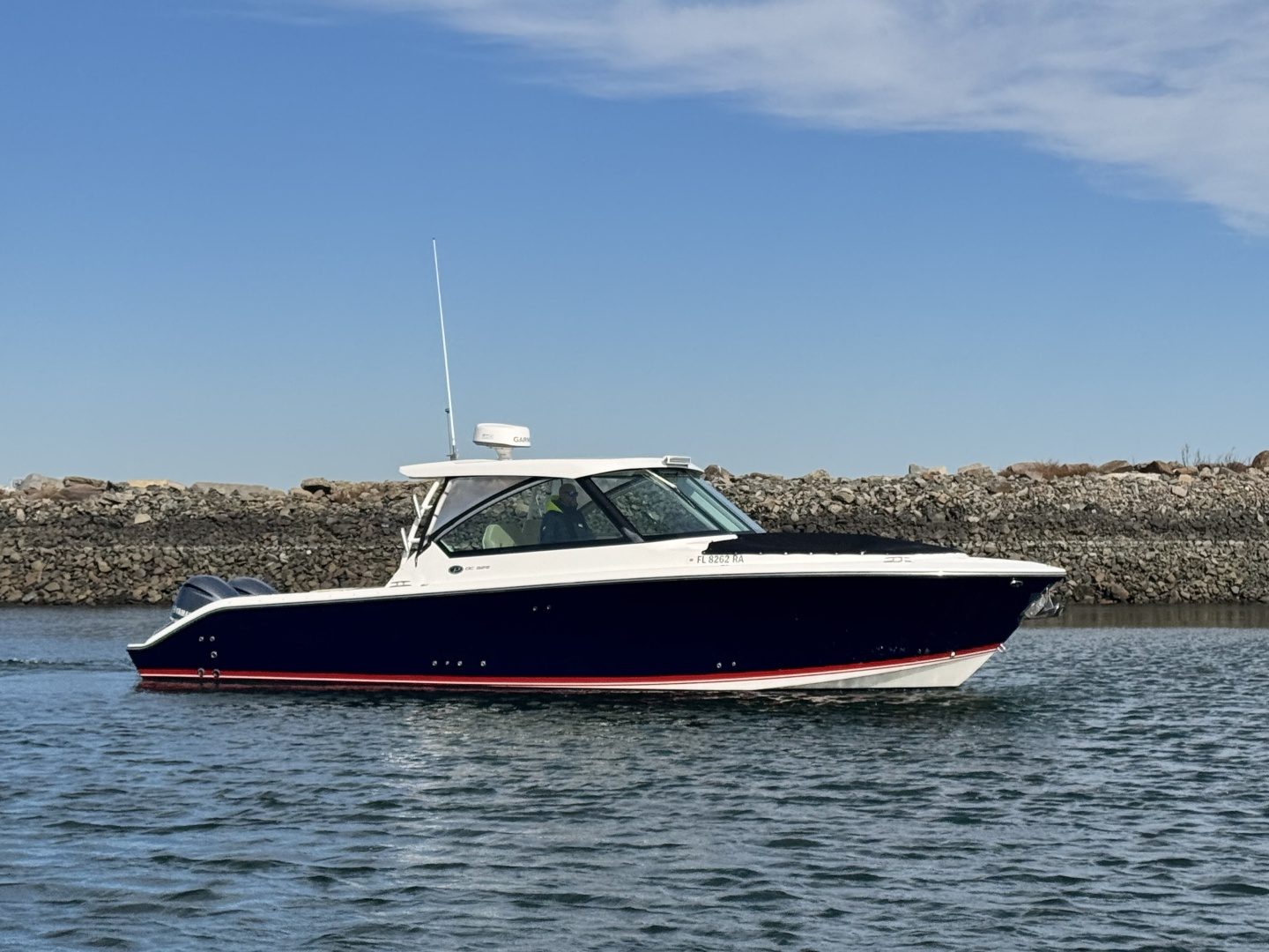 2016 Pursuit 325 DC - photo 2