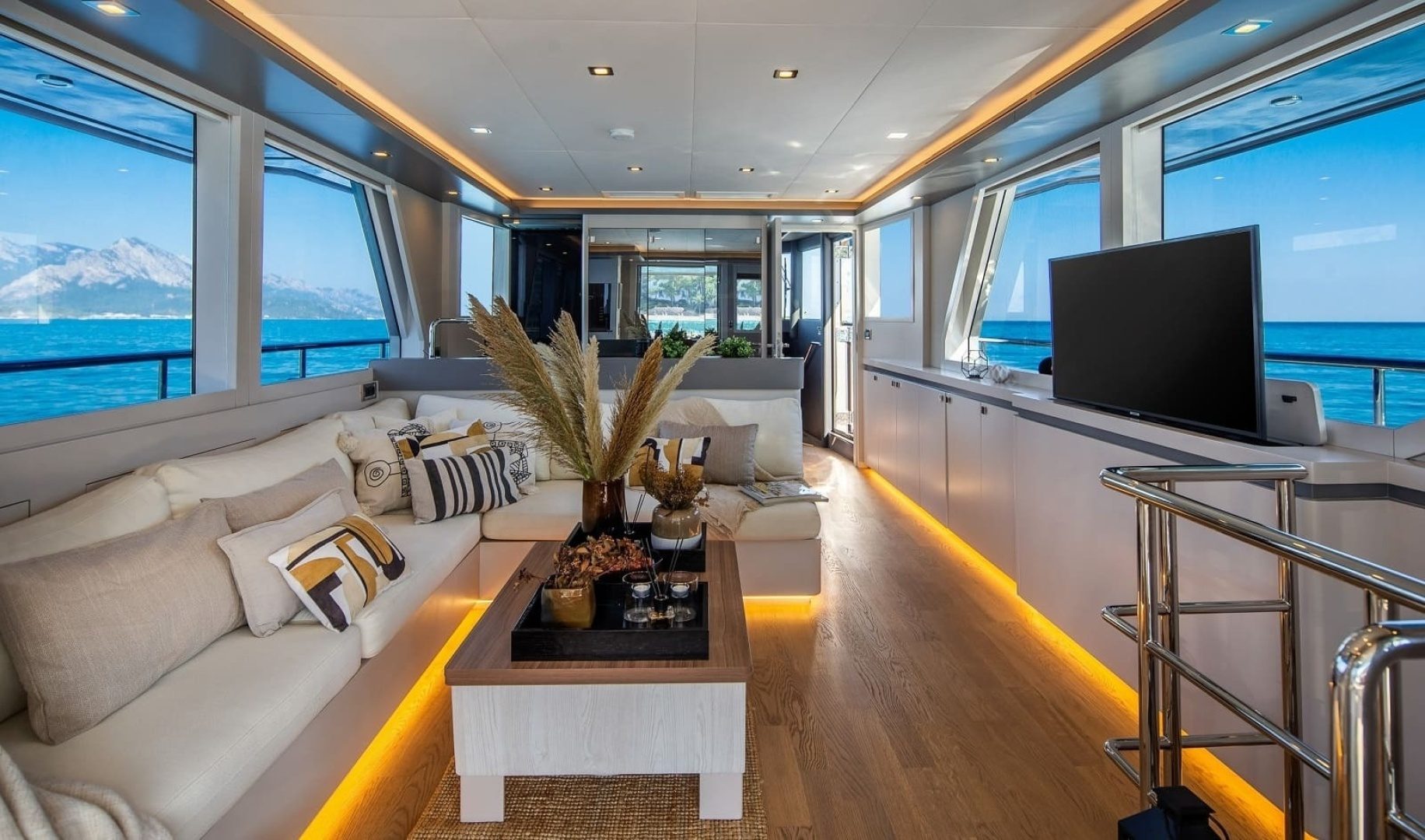 2019 Bering Steel Expedition Yacht "DIESEL THERAPY" - photo 3