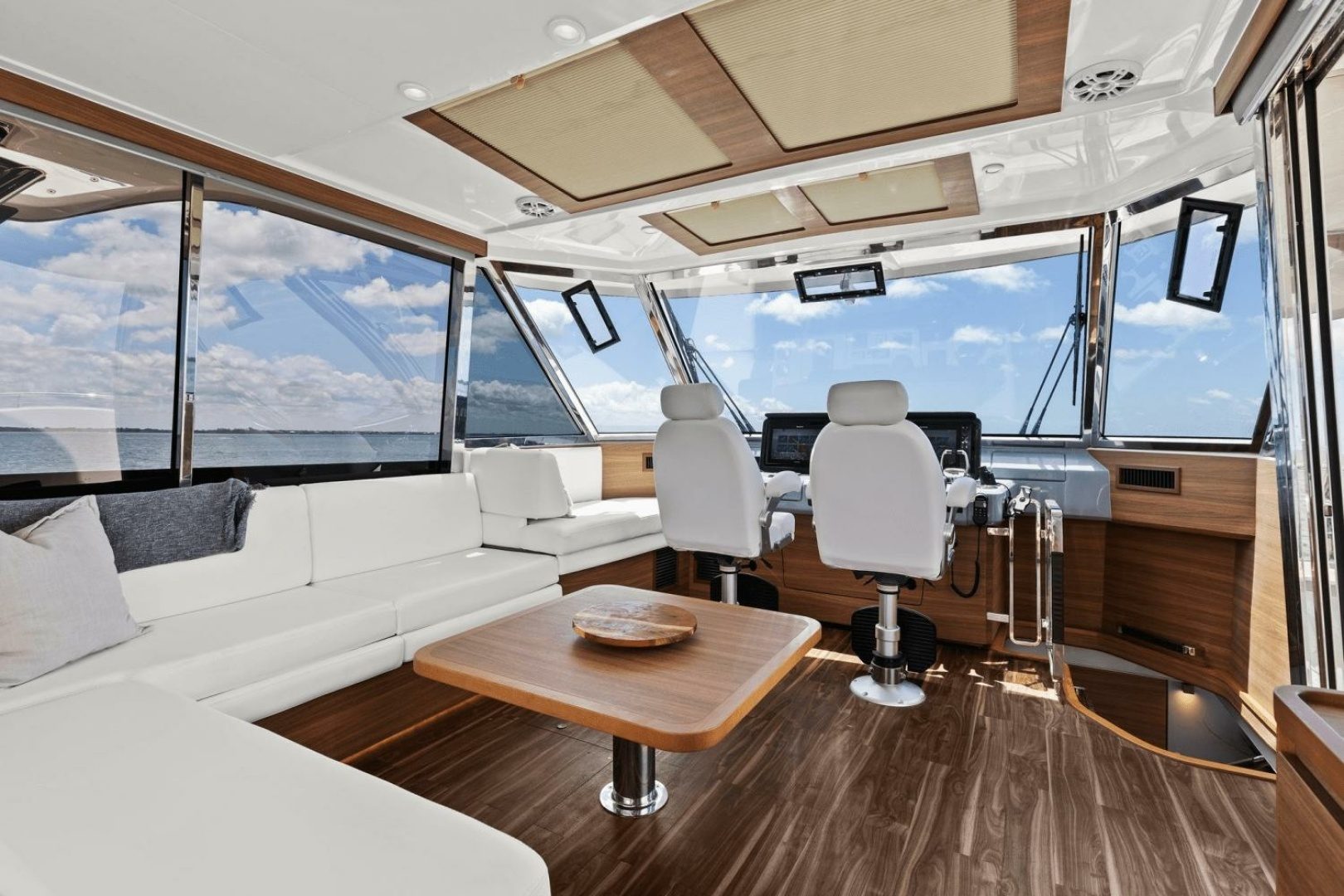2023 Aquila 54 Yacht "ONE MORE DAY" - photo 3