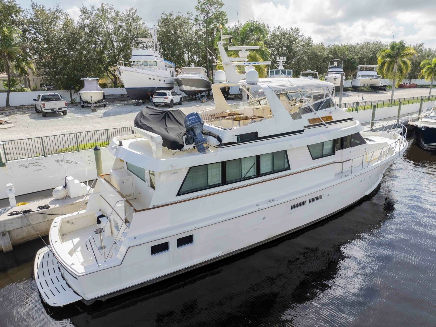 1991 Hatteras 70 Cockpit Motor Yacht "SUGAR BEAR" - photo 1