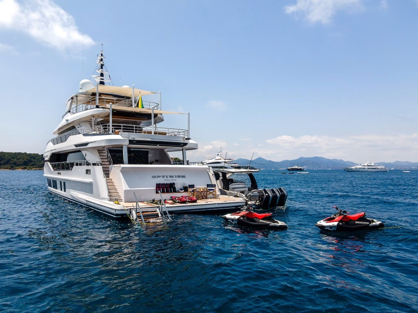 2024 Gulf Craft Majesty 120 "OPTIMISM" - photo 2