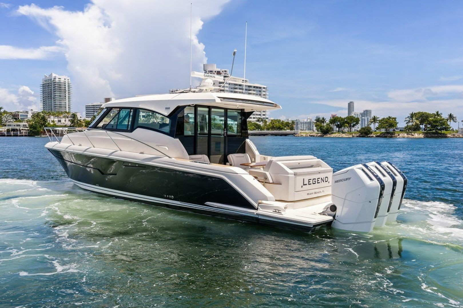 2024 Tiara Yachts 48 LE "LEGEND" - photo 2
