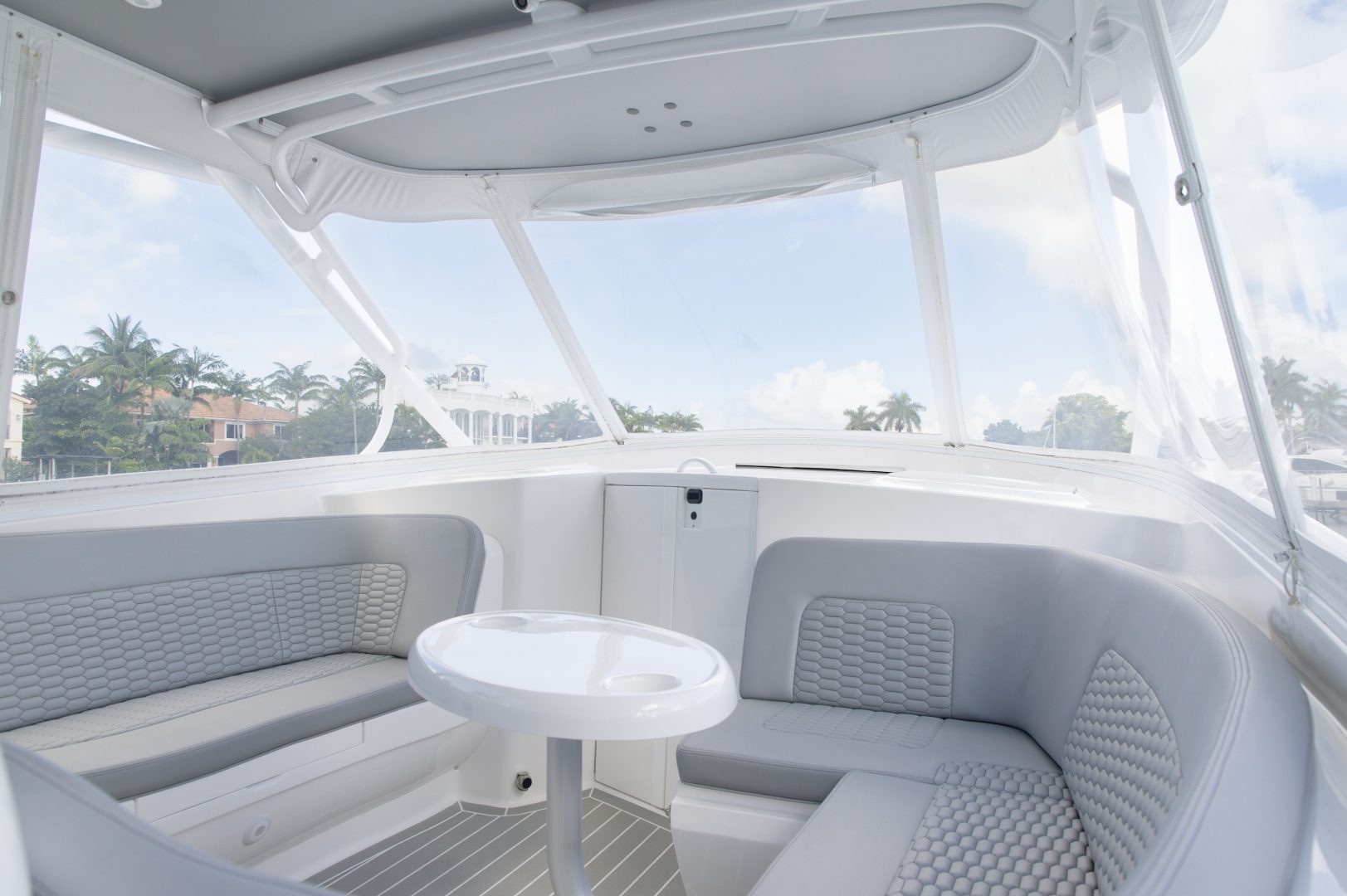 2021 Intrepid 409 Valor "Dream Faster" - photo 2