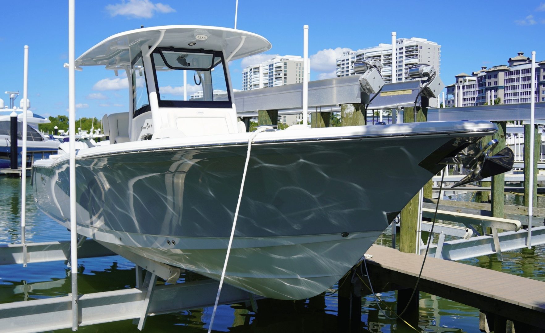 2024 Sea Hunt Gamefish 30FS - photo 3