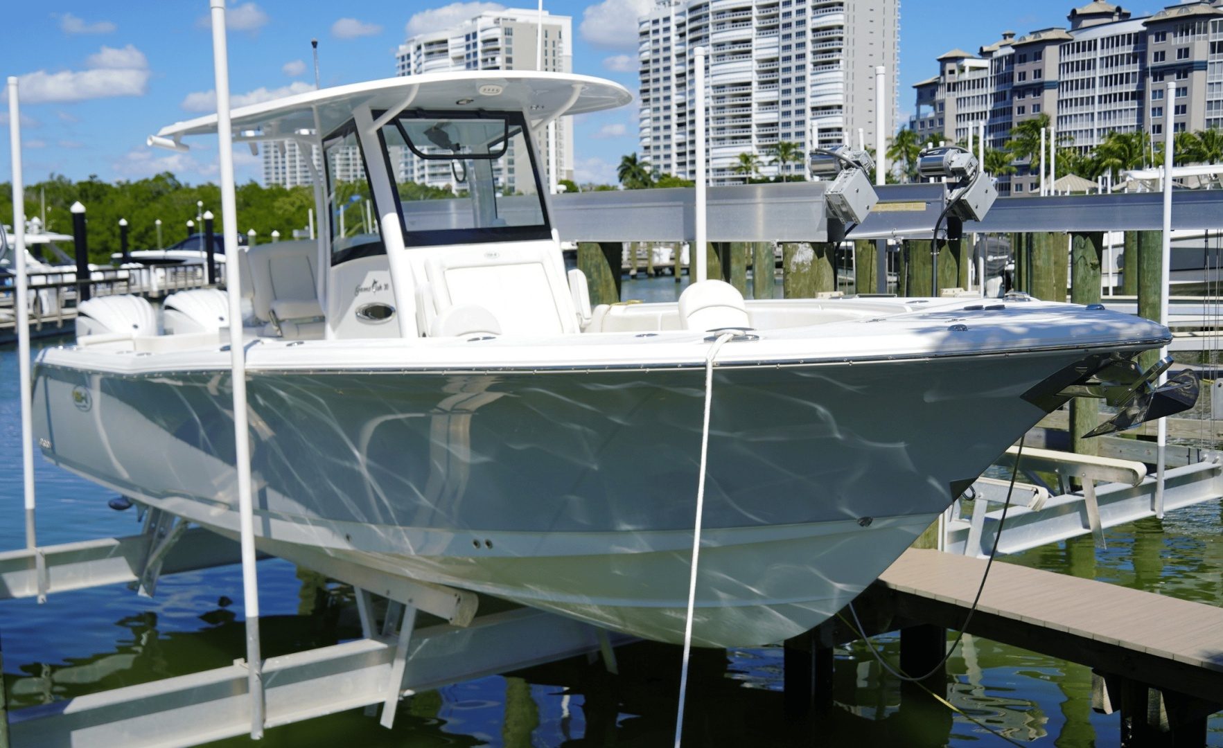 2024 Sea Hunt Gamefish 30FS - photo 2