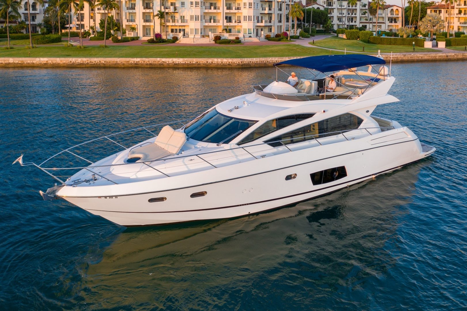 2012 Sunseeker "Manhattan 63" - photo 3