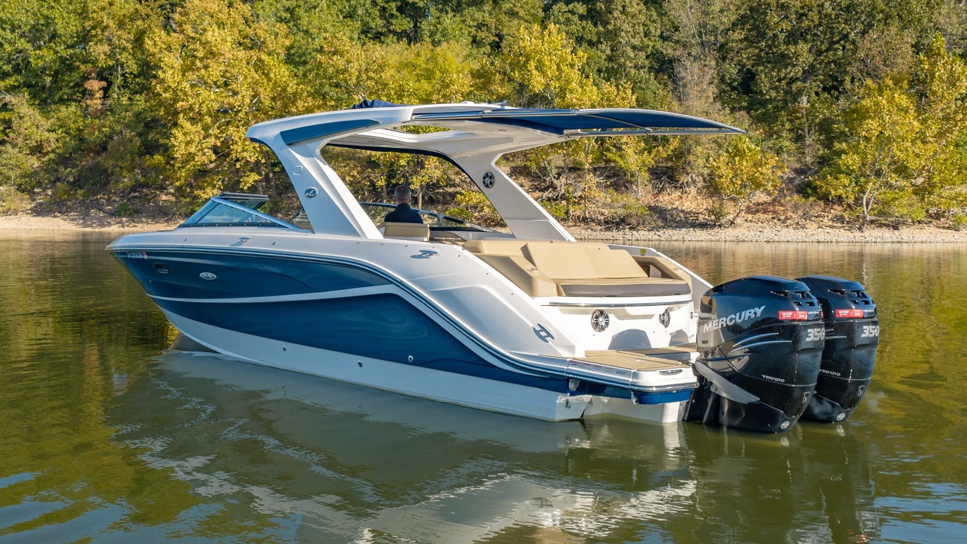 2021 Sea Ray 310 SLX Outboard - photo 2