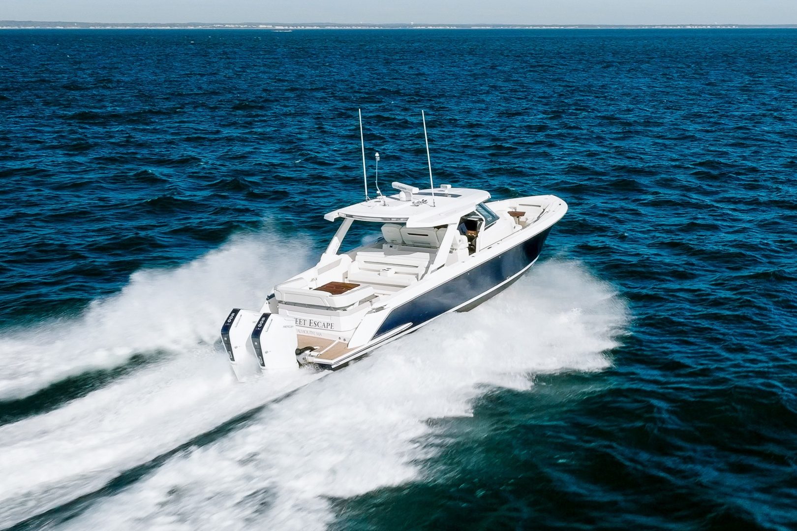 2023 Tiara Yachts 43 LS - photo 2