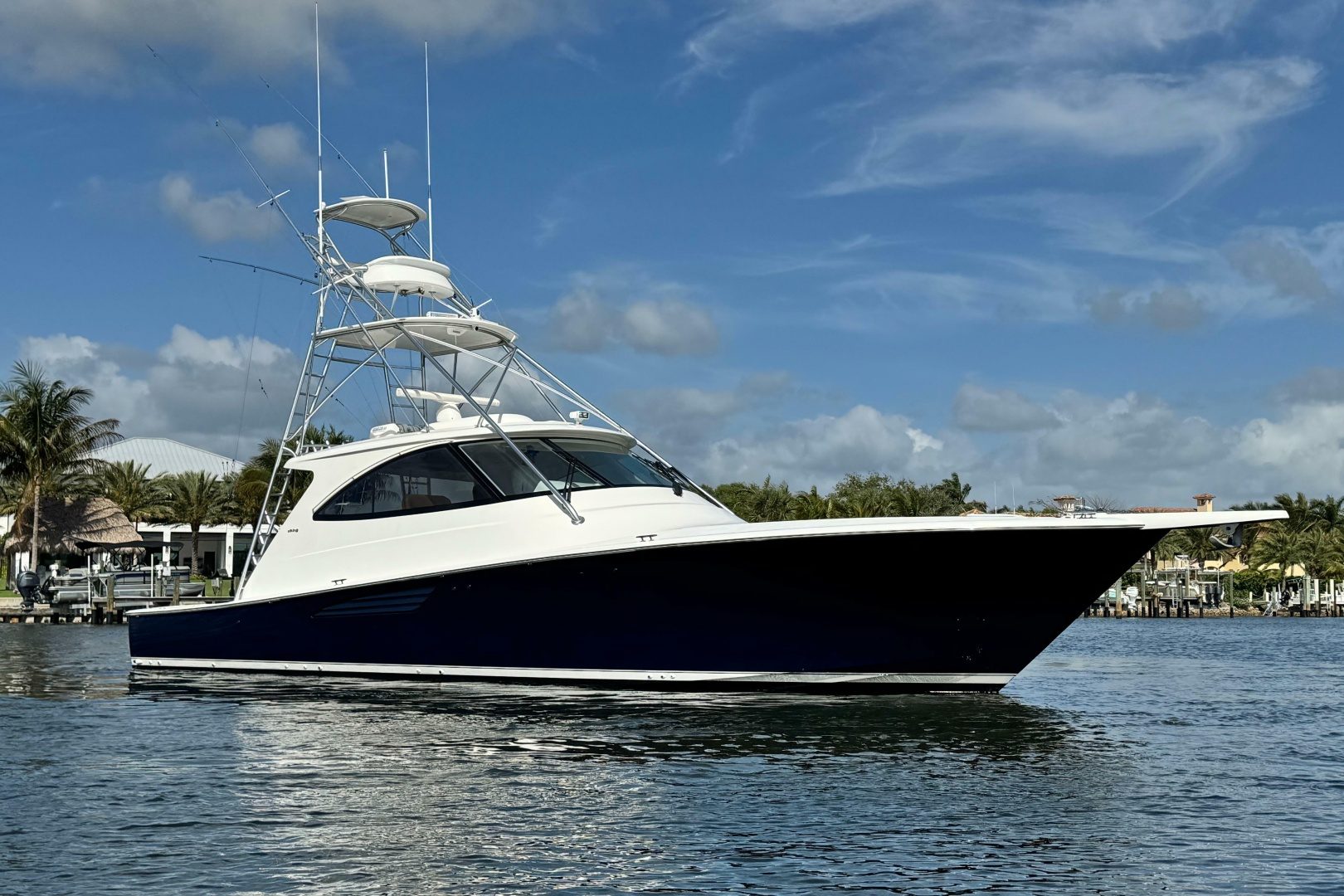 2017 Viking 52 Sport Tower "BUZZY" - photo 2