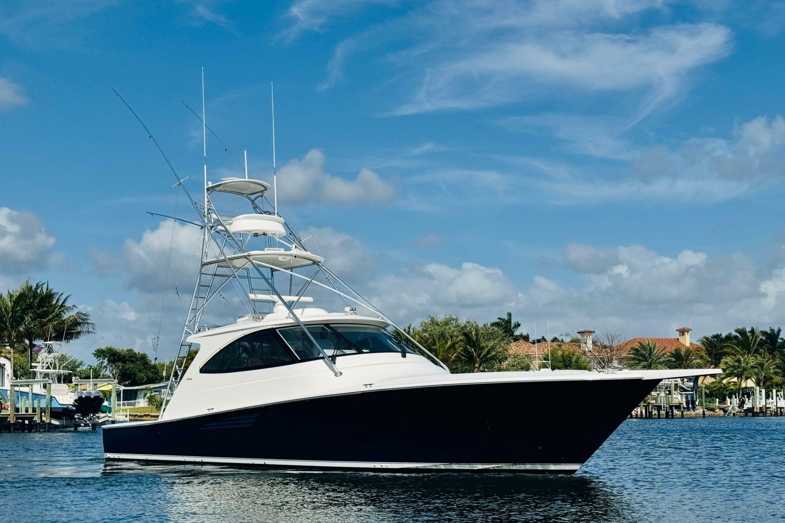 2017 Viking 52 Sport Tower "BUZZY" - photo 3