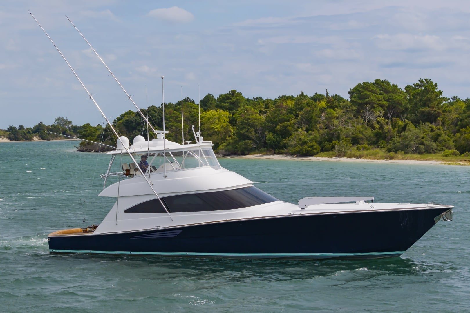 2024 Viking 72 Convertible "Fins Up" - photo 1