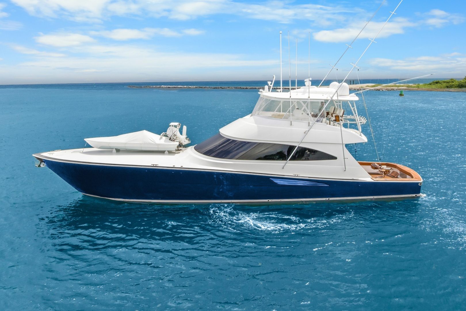 2024 Viking 72 Convertible "Fins Up" - photo 1