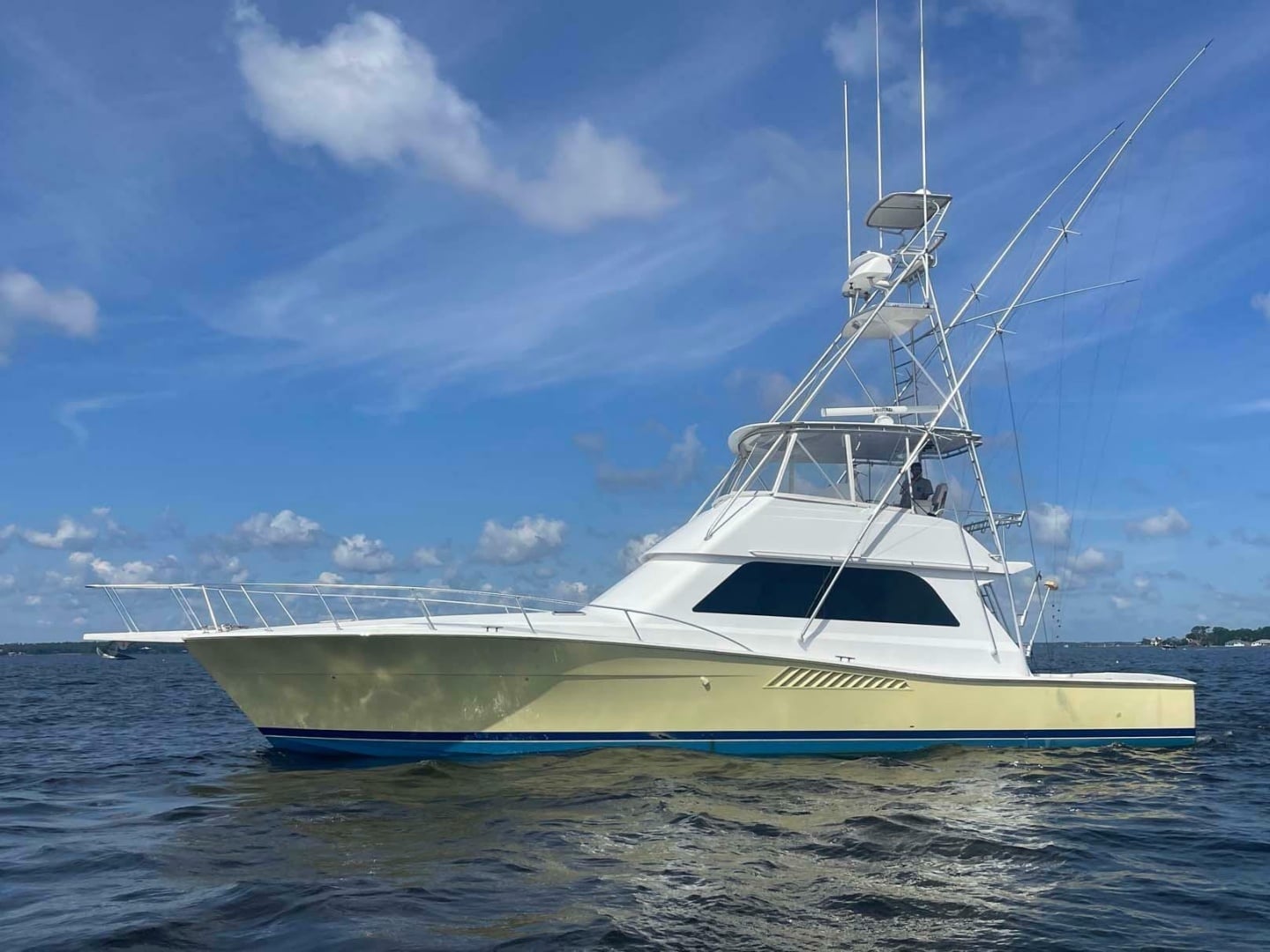 1998 Viking 50 Convertible "Southern Accent" - photo 3