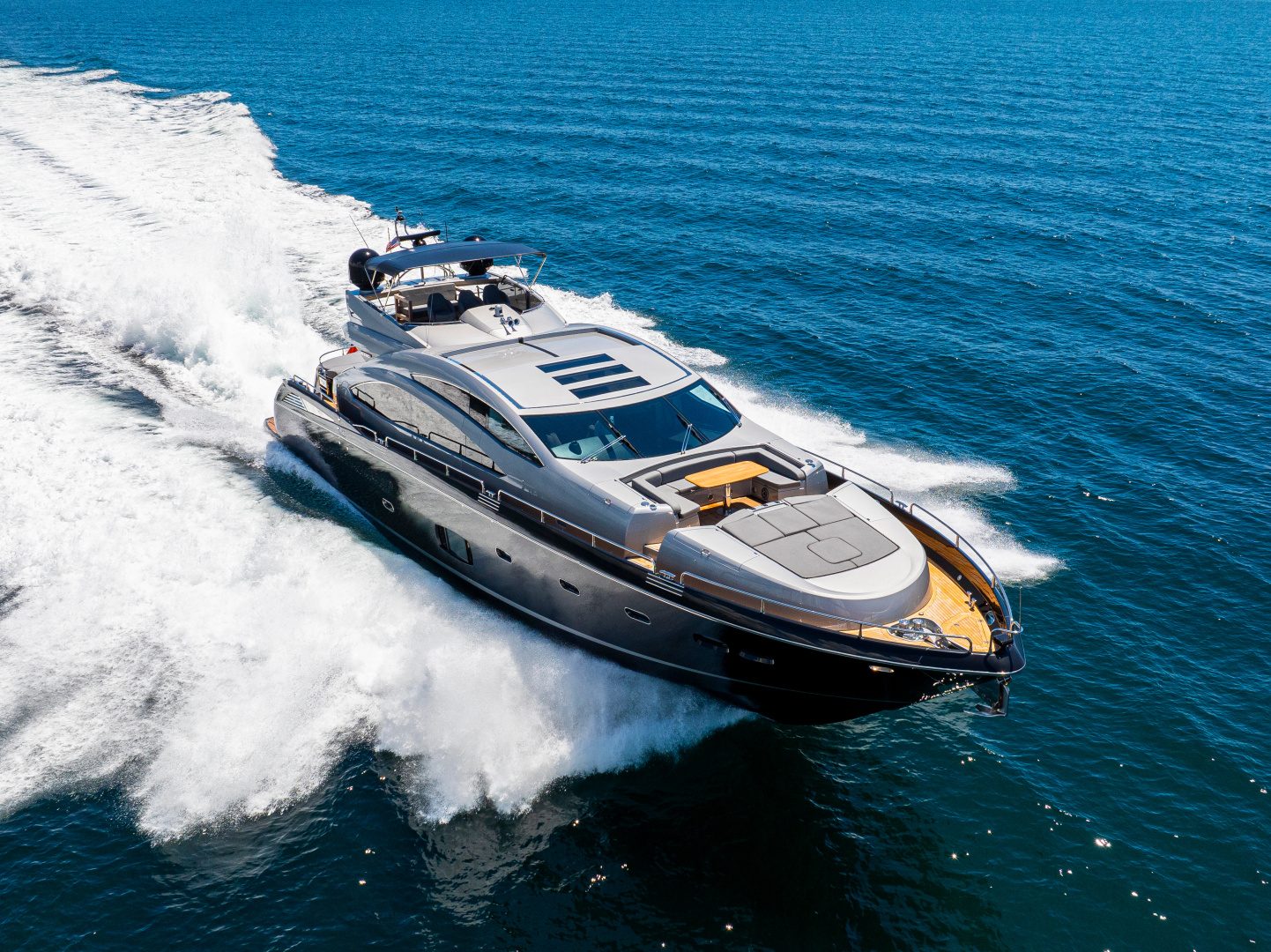 2010 Sunseeker Predator 84 - photo 3