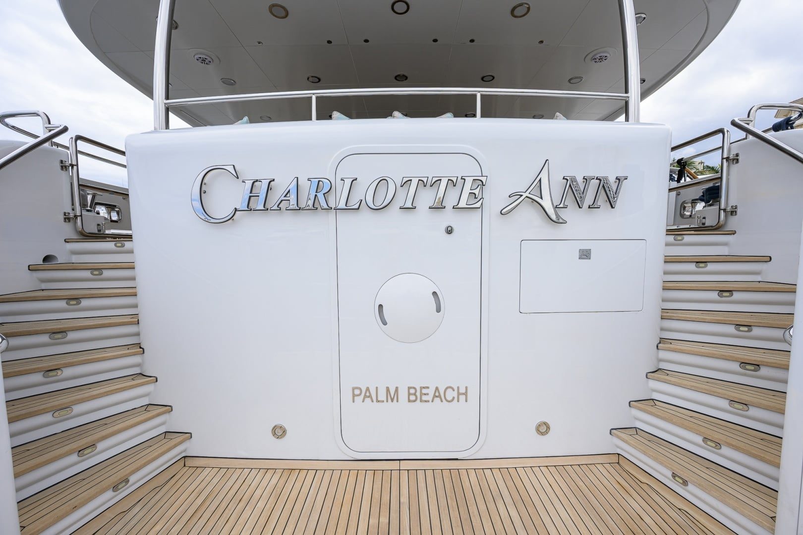 2003 Cheoy Lee Tri-Deck "CHARLOTTE ANN" - photo 2
