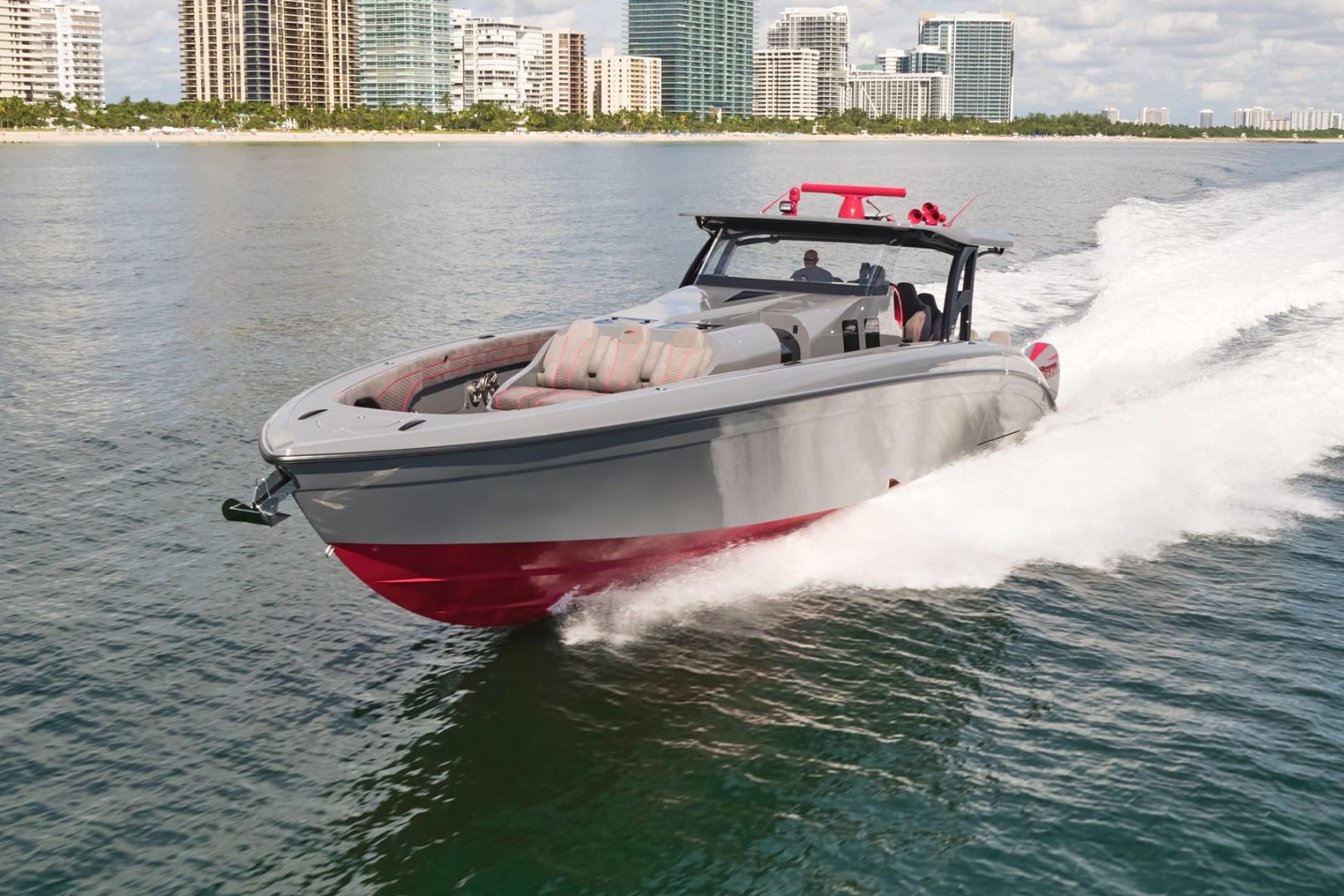 2024 Midnight Express 52 Vitesse "MR. LUCKY" - photo 2