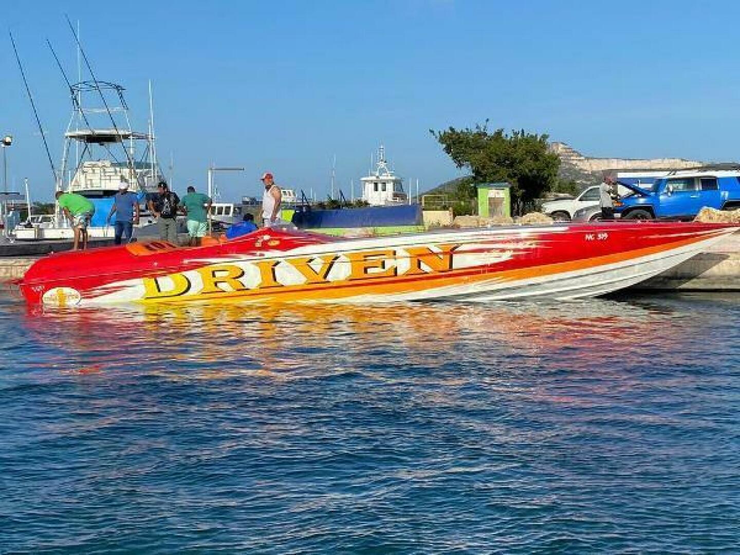 2002 Cigarette Rough Rider "DRIVEN" - photo 1