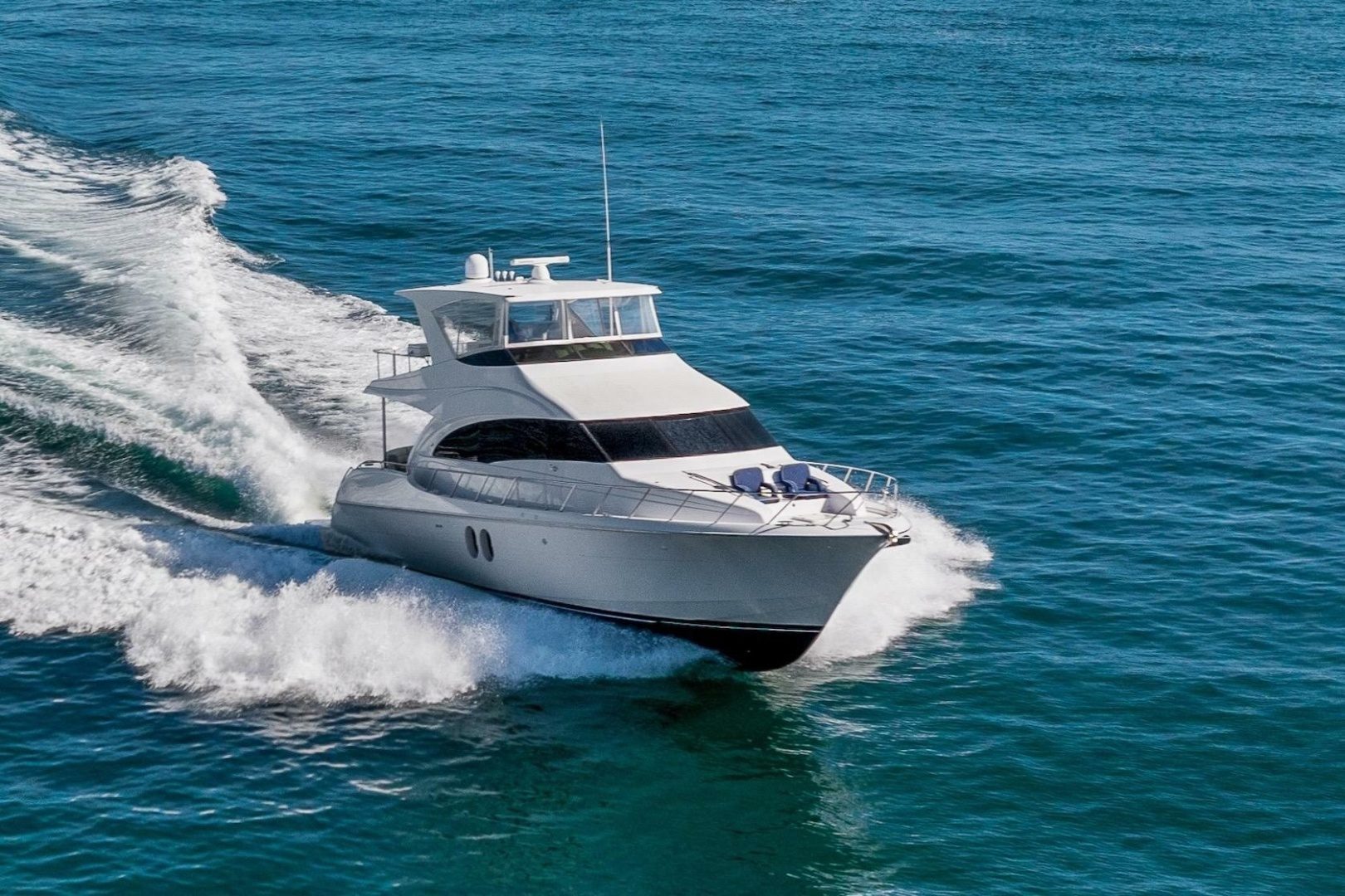 2013 Hatteras 60 Motor Yacht "Elsewhere" - photo 3