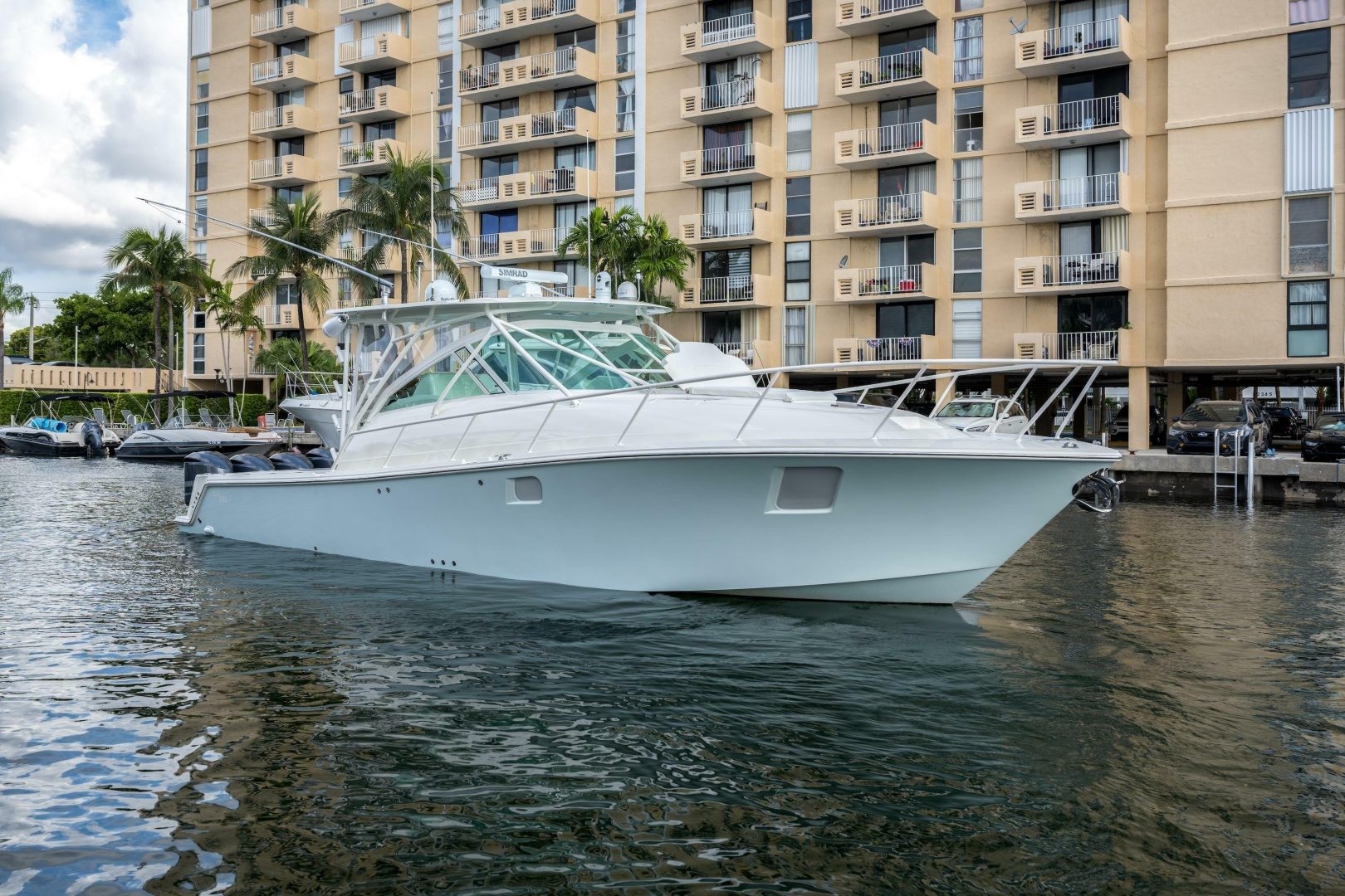 2011 SeaVee 430 Sportfish Express "Jules Of The Sea II" - photo 3
