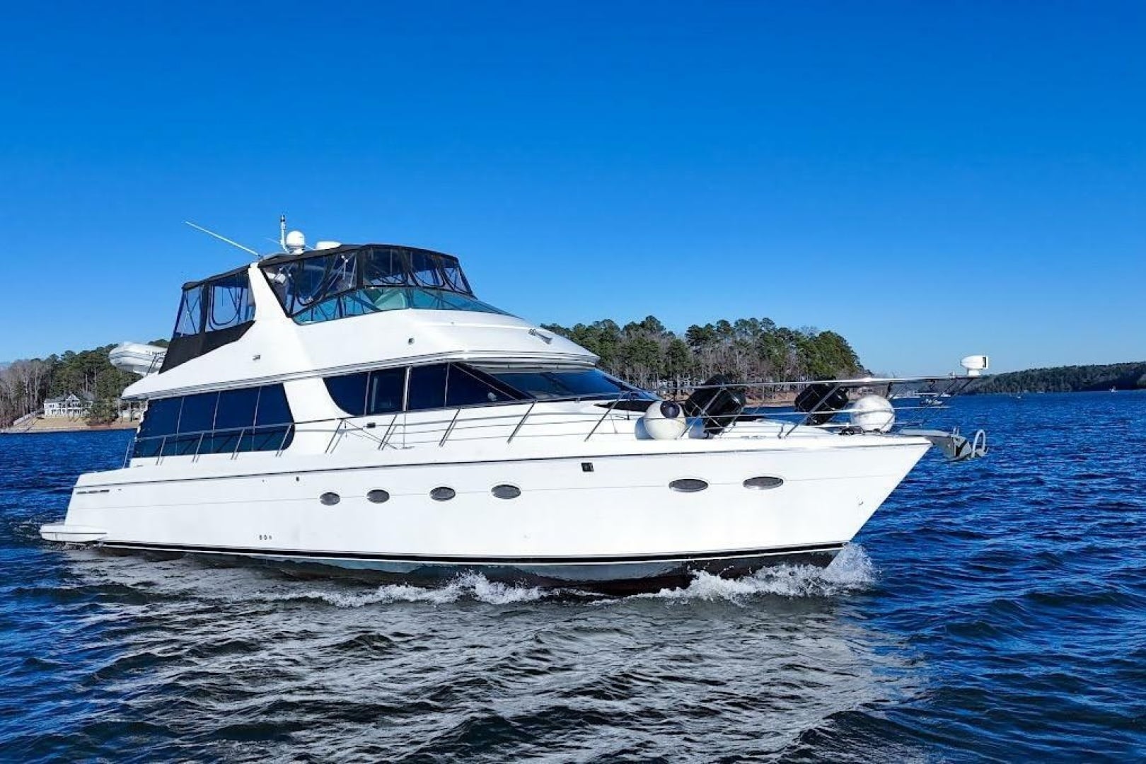 2001 Carver 570 Voyager Pilothouse "Over And Out" - photo 2