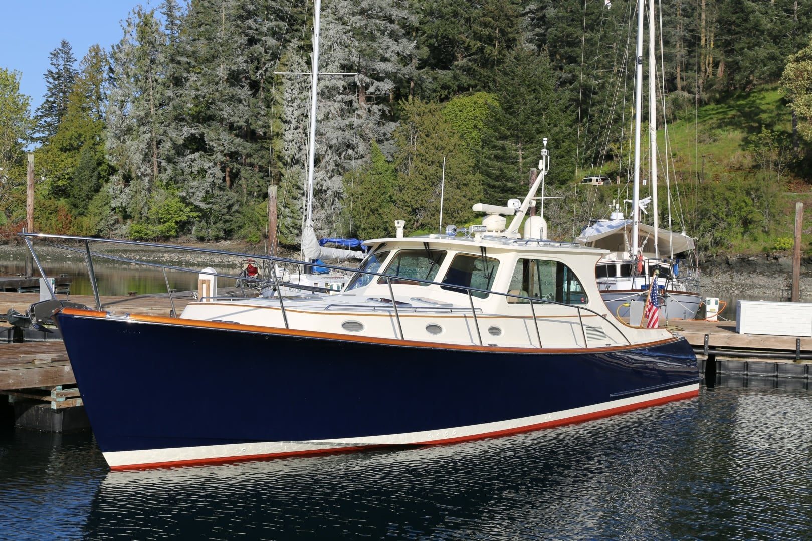 2009 Hinckley Talaria 44 "Ruckus" - photo 1