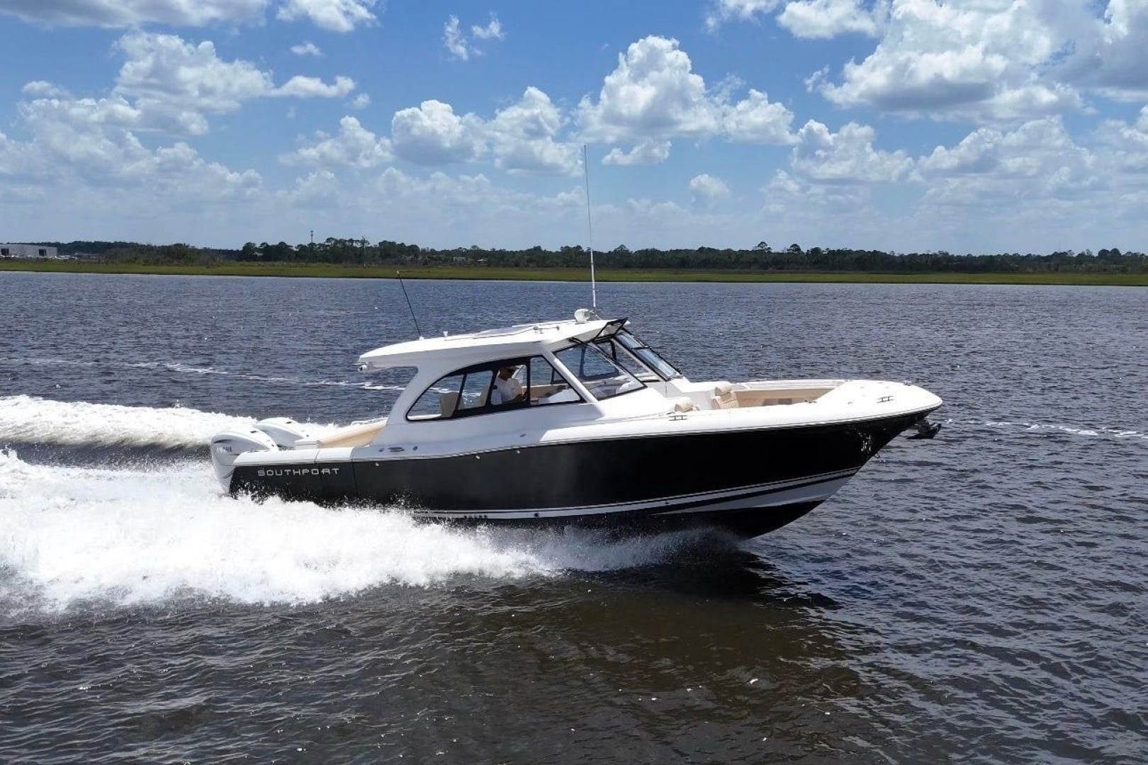 2022 Southport 33 DC "Miss Sue" - photo 1