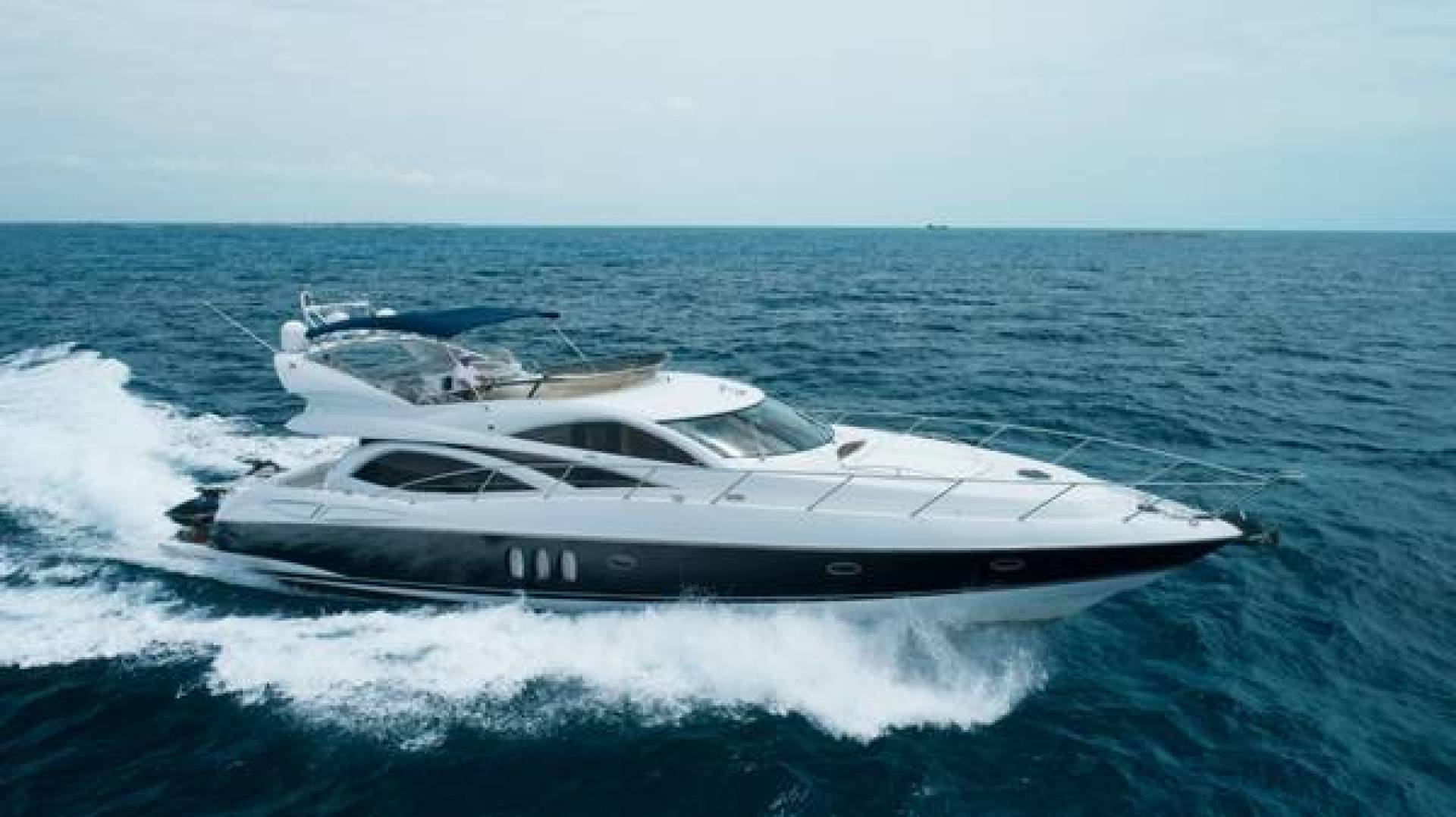 2004 Sunseeker Manhattan - photo 1