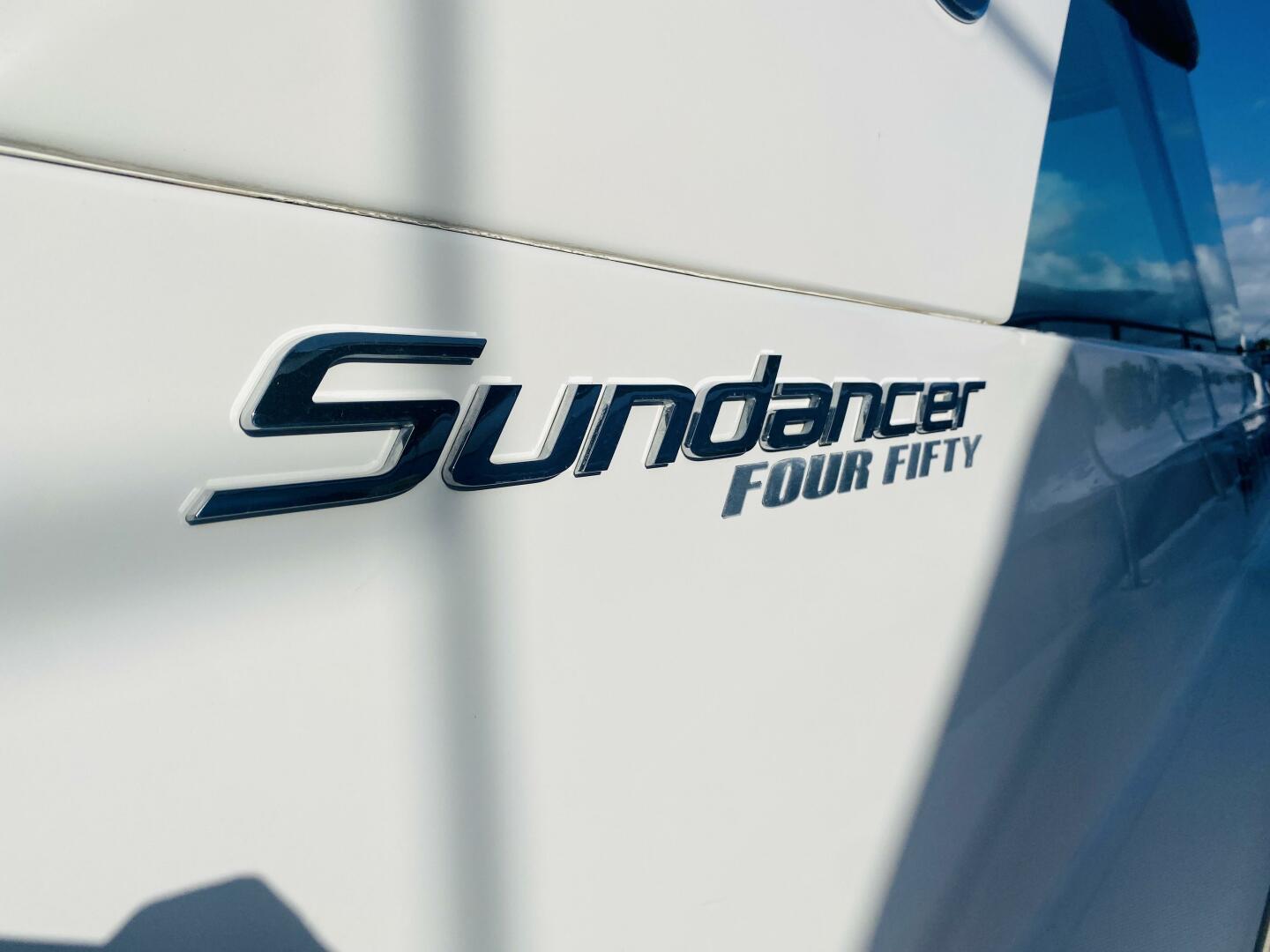 2010 Sea Ray 450 Sundancer "Hyde A Way" - photo 3