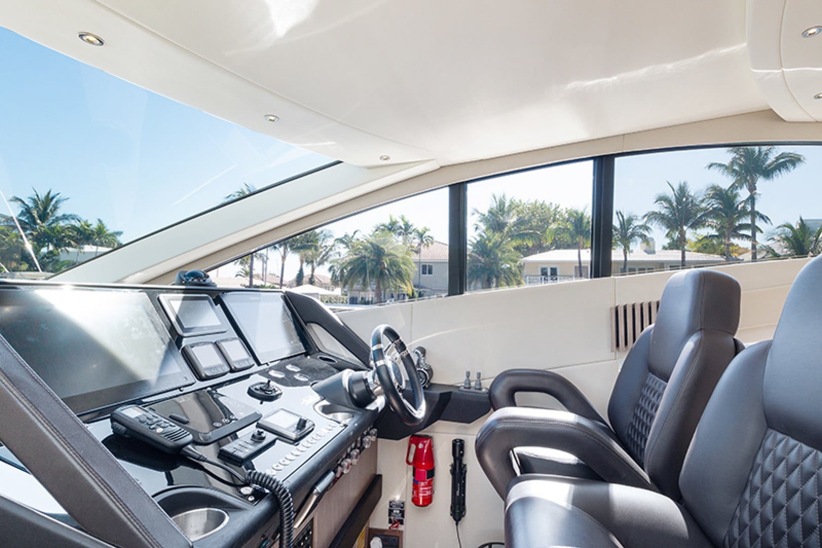 2015 Sunseeker Sport Yacht 68 "LONG WAY ROUND" - photo 3