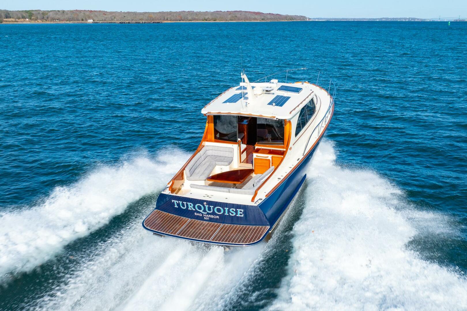 2017 Hinckley Talaria 43 "TURQUOISE name reserved" - photo 3