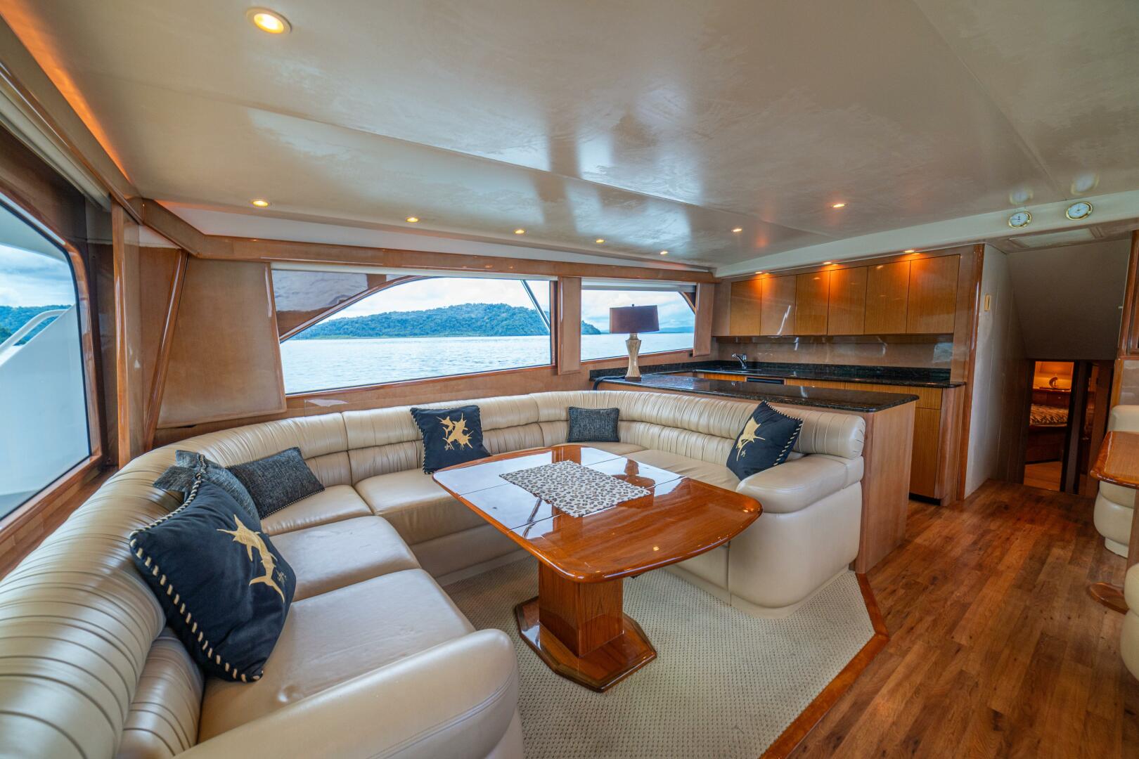 2004 Viking 61 Convertible "Mariah Jean" - photo 3