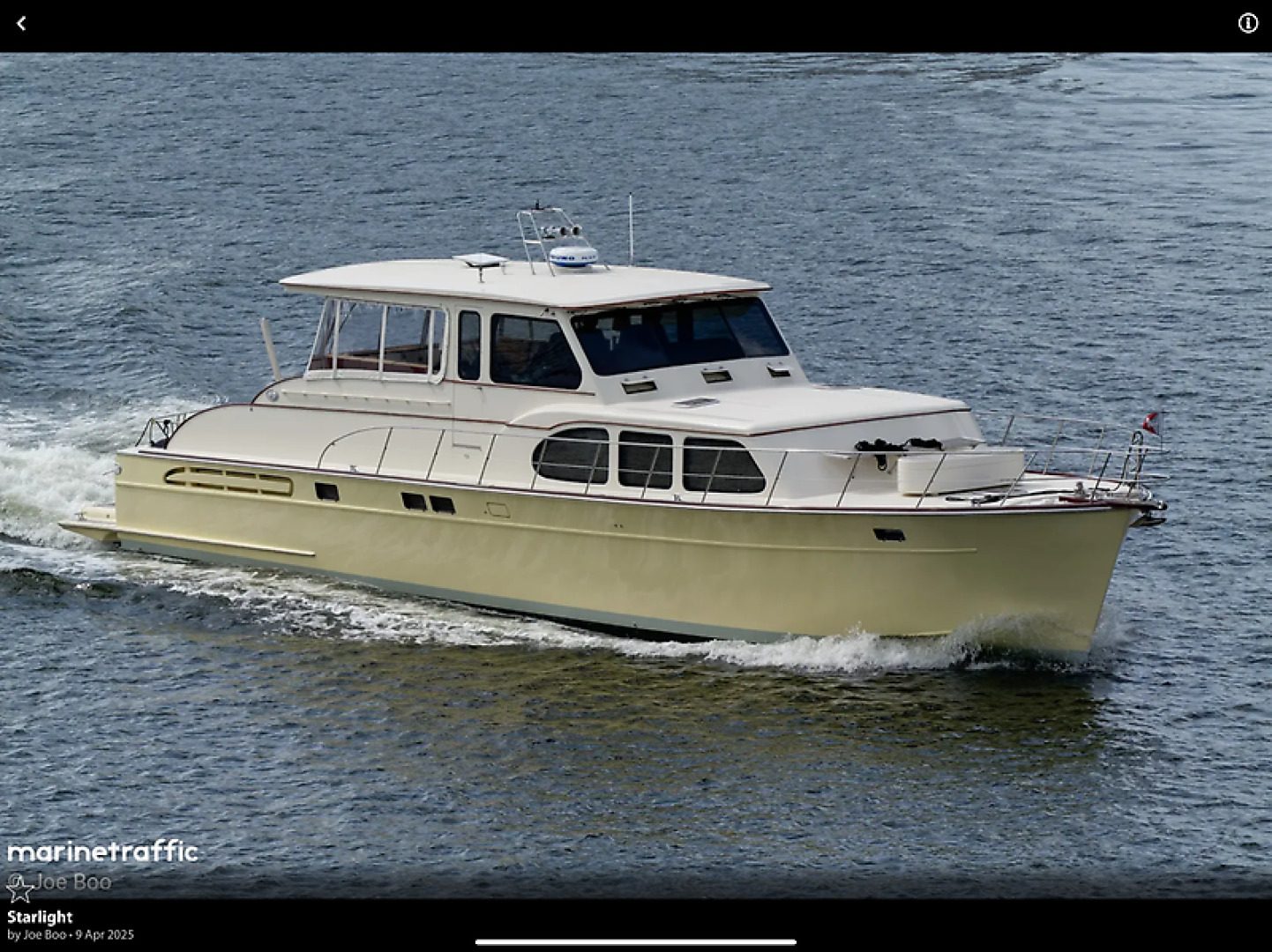 2006 Huckins 56 Linwood "STARLIGHT" - photo 3