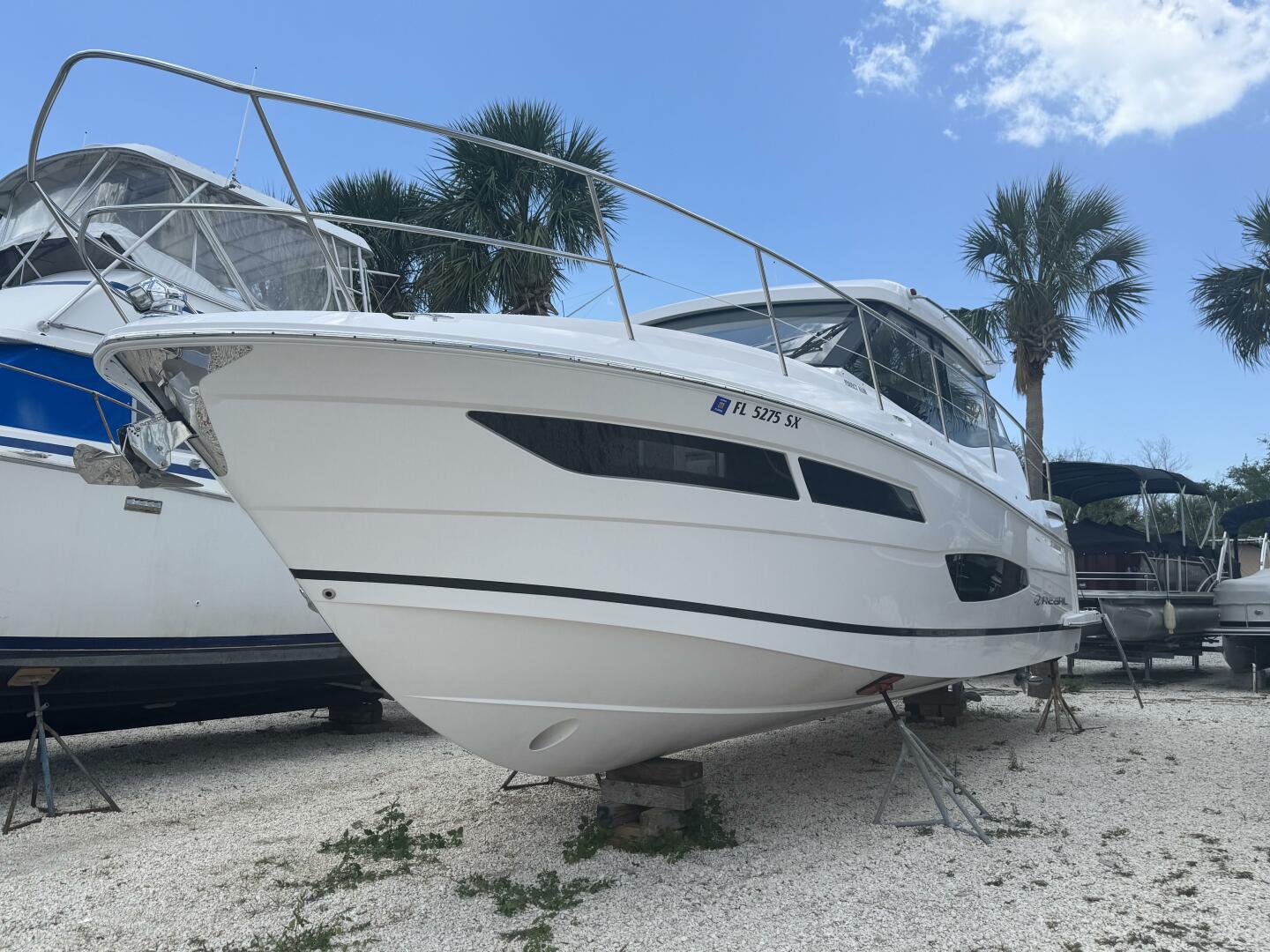 2021 Regal 38 XO - photo 1