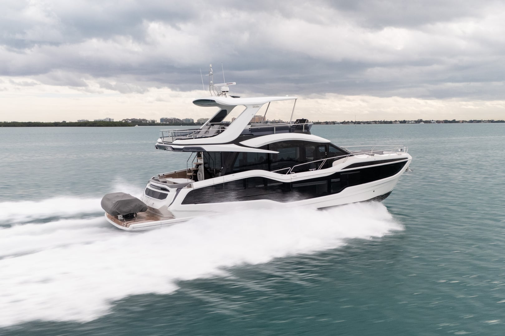 2025 Galeon 560 FLY - photo 1