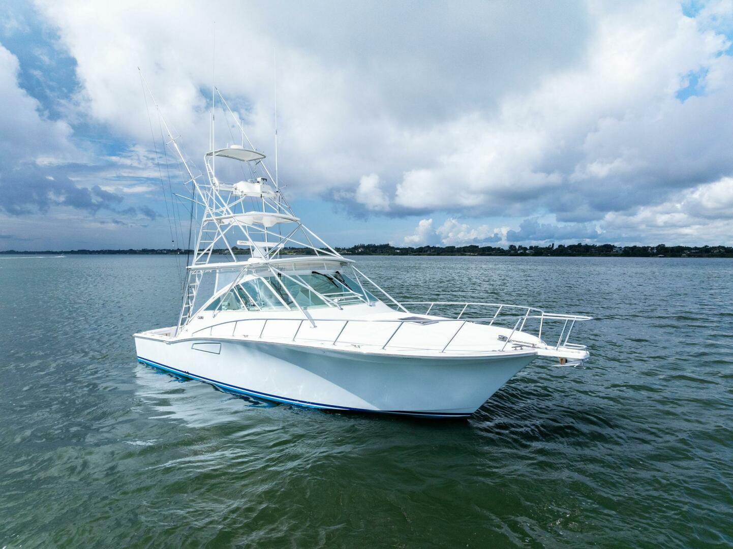 2004 Cabo 40 Hardtop Express "Pescador" - photo 2