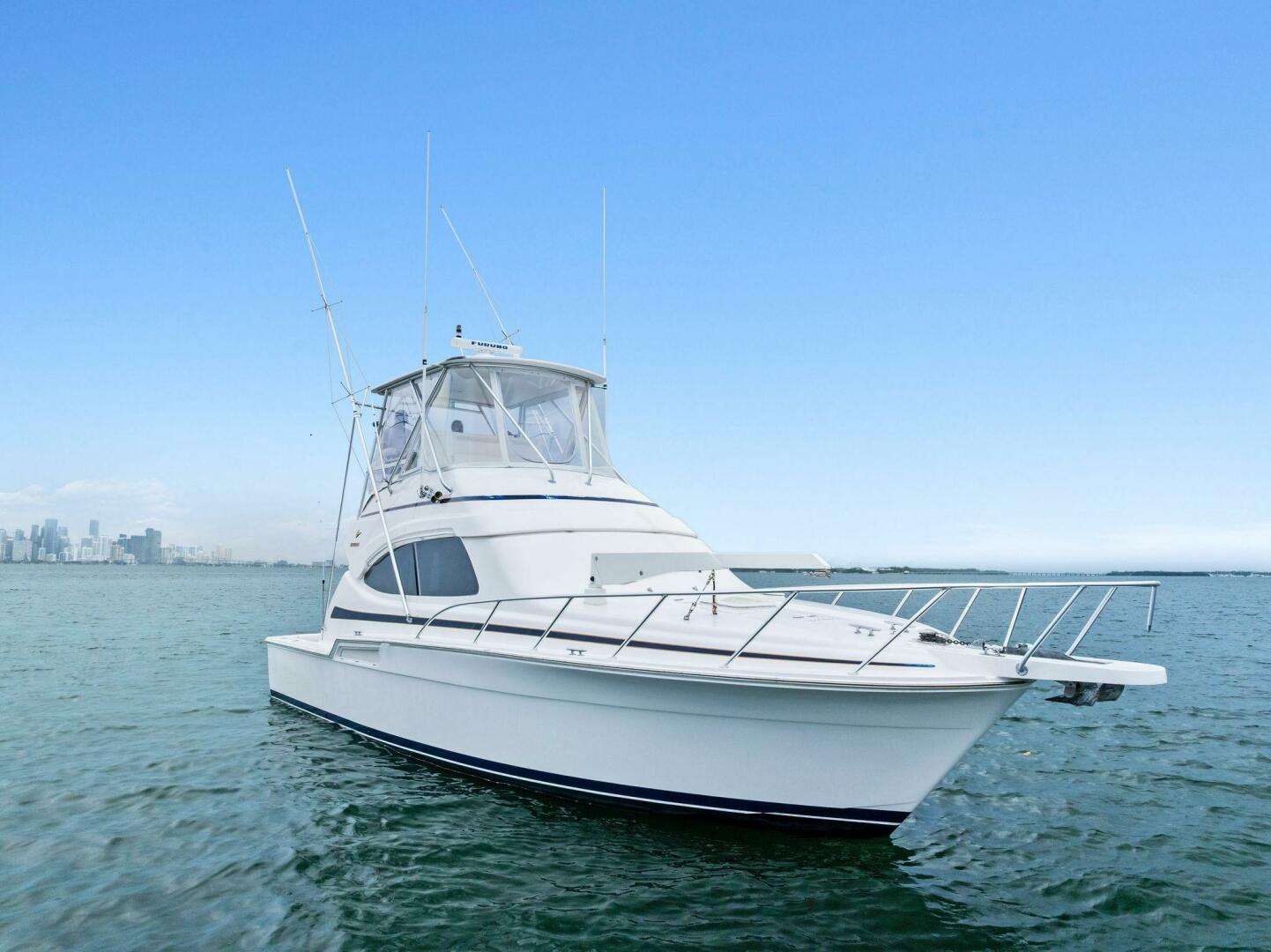 2006 Bertram Convertible "Mr. Bond" - photo 2