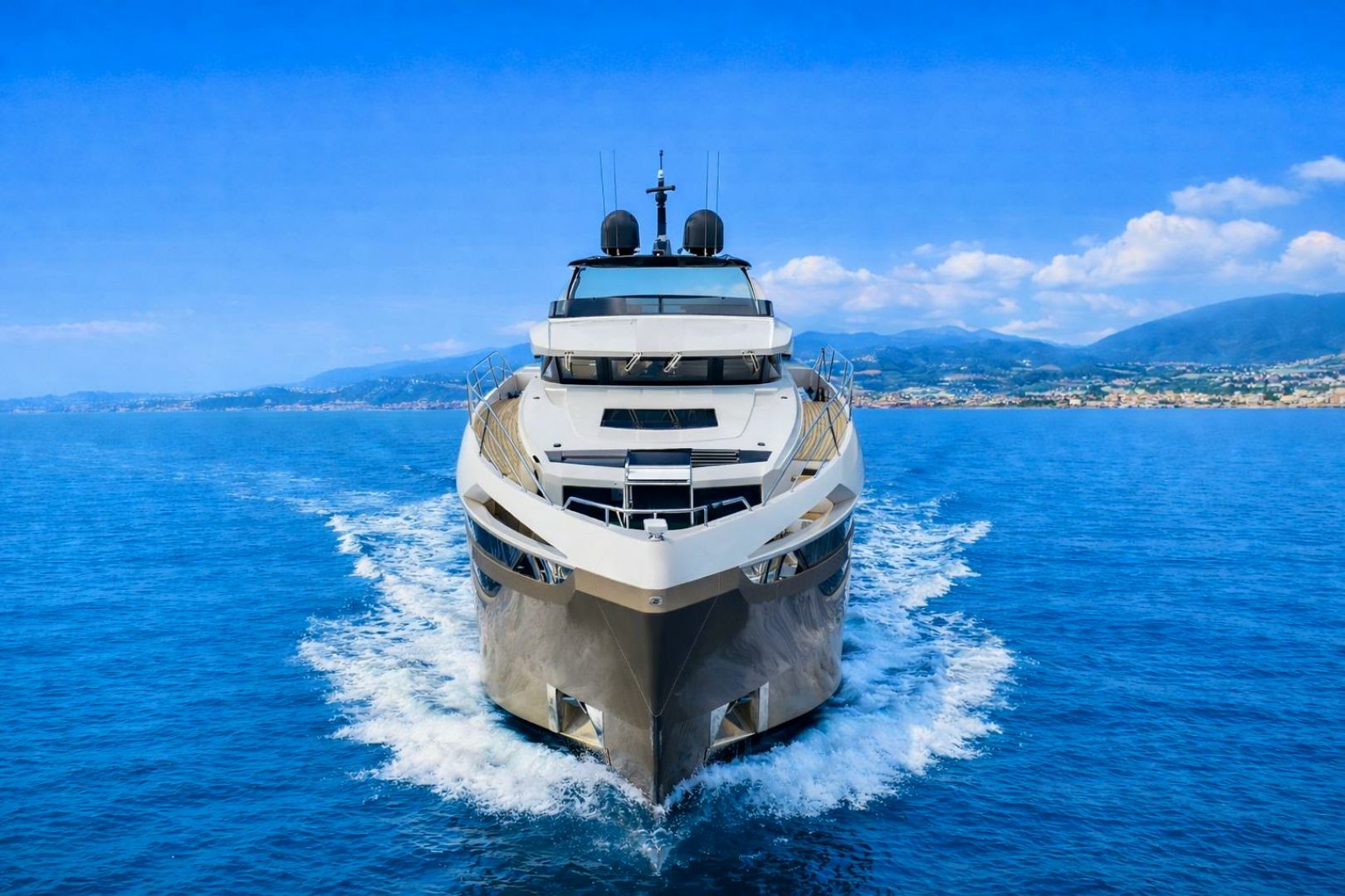 2018 Dominator Yachts Dominator Ilumen "ZALANKA" - photo 3