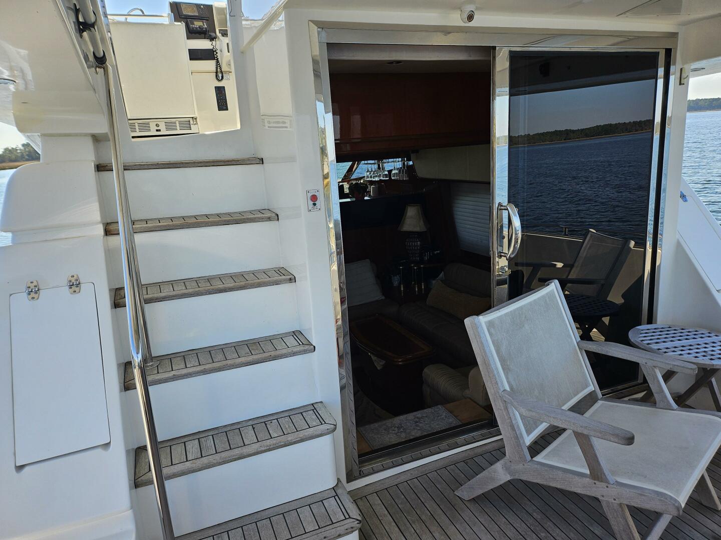 2003 Johnson Flybridge - photo 3