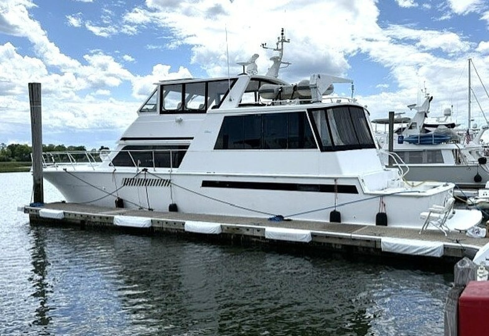 1998 Viking Motor Yacht "Limitless" - photo 2