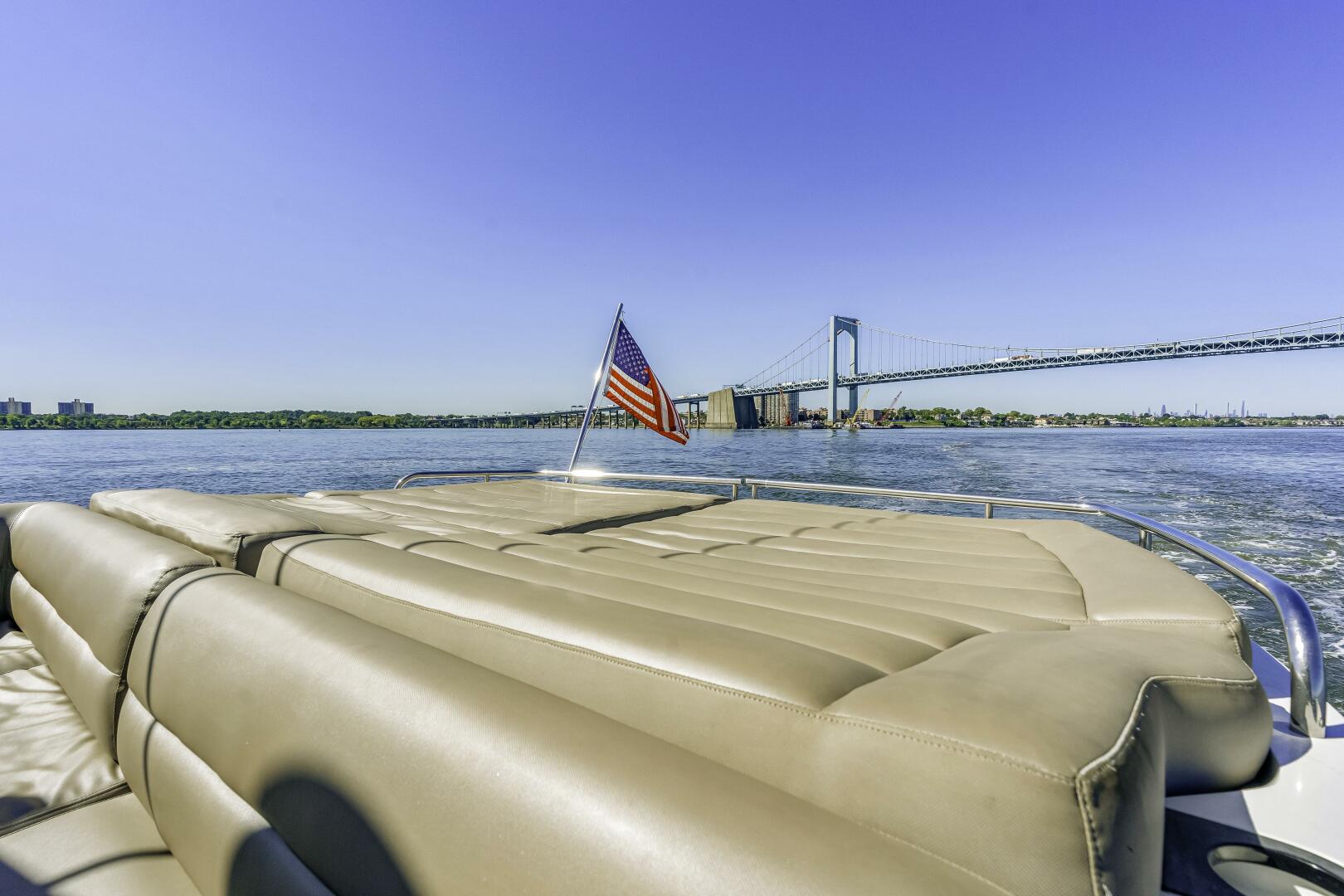 2014 Sunseeker Predator - photo 2