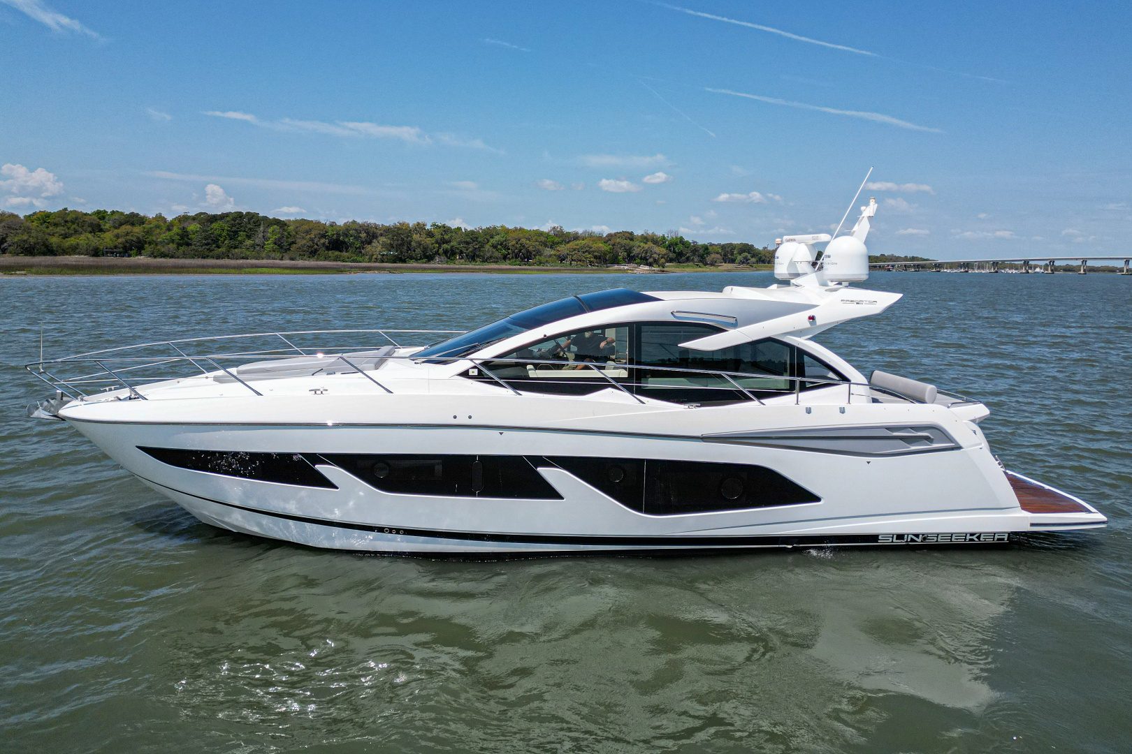 2019 Sunseeker 50 Predator "DULZURA" - photo 1