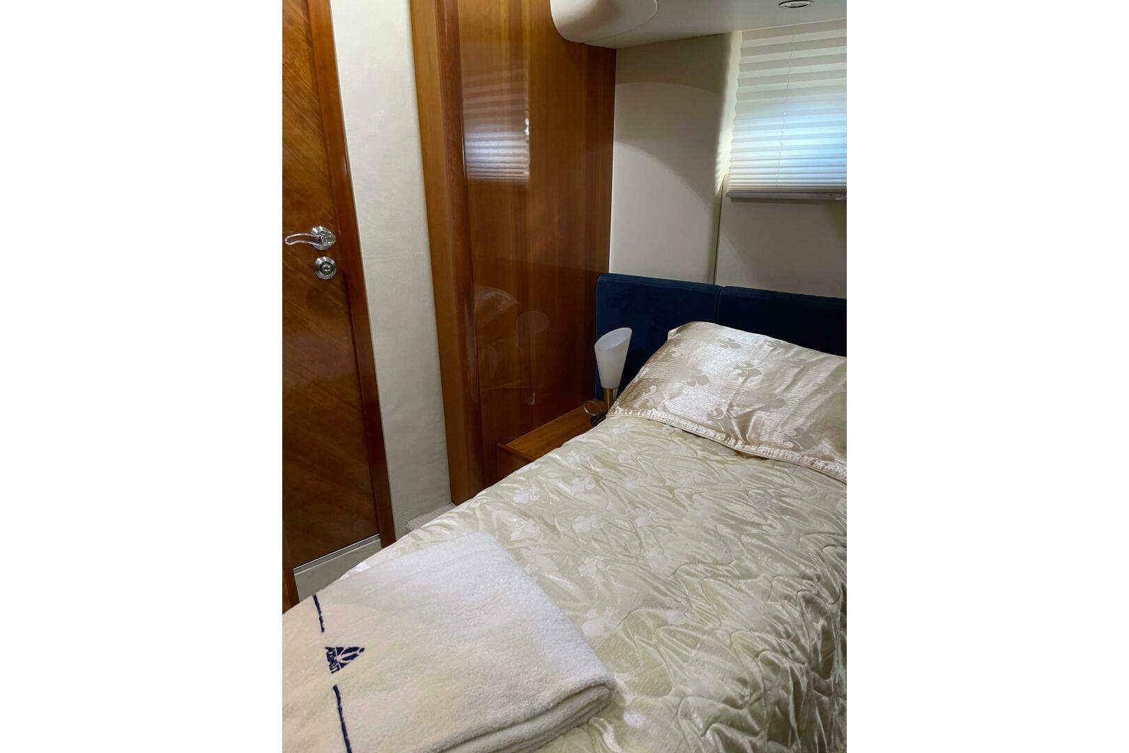 2000 Azimut 46 Flybridge MY "OFFSHORE FLYER" - photo 3